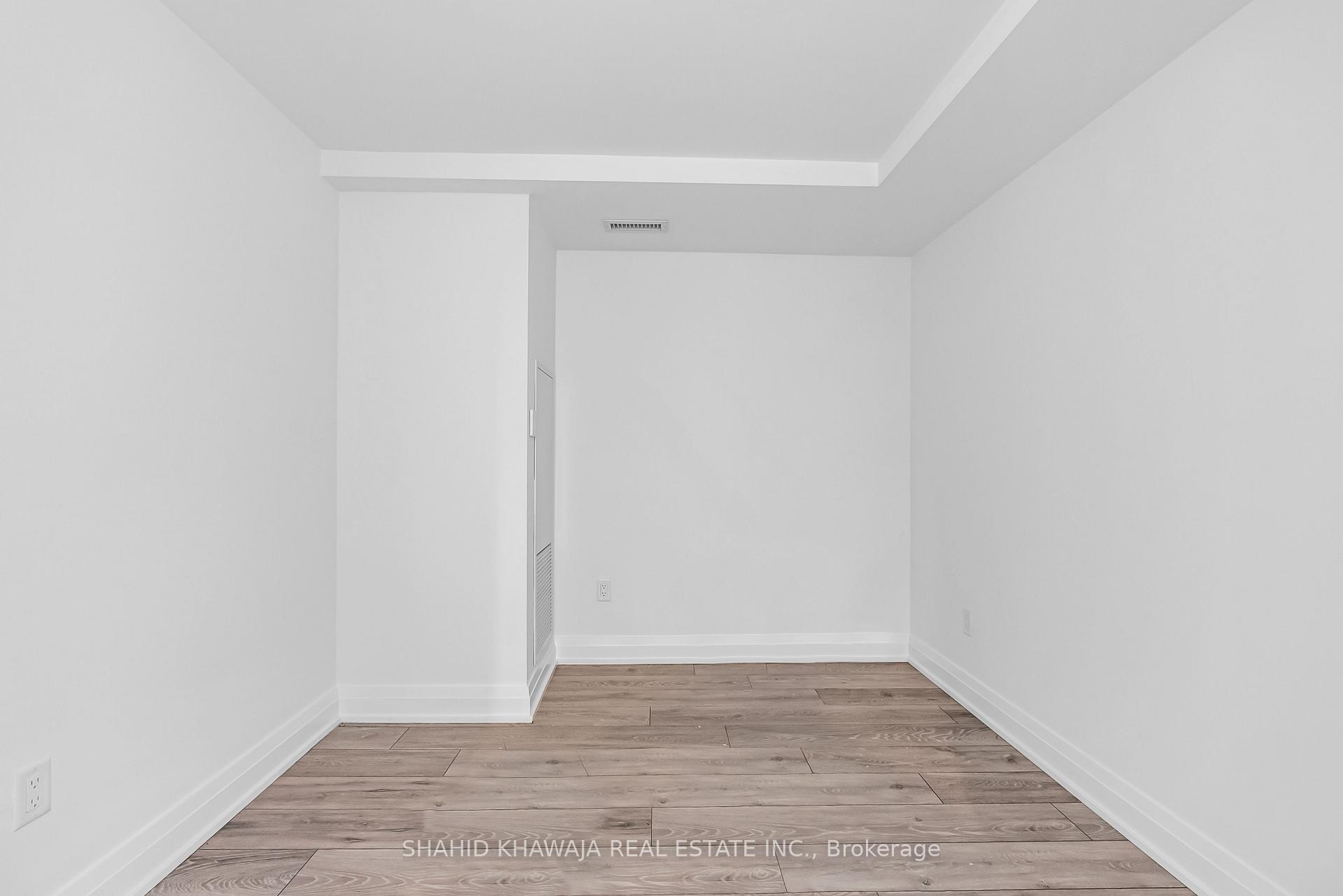 21 Park Street E 1508