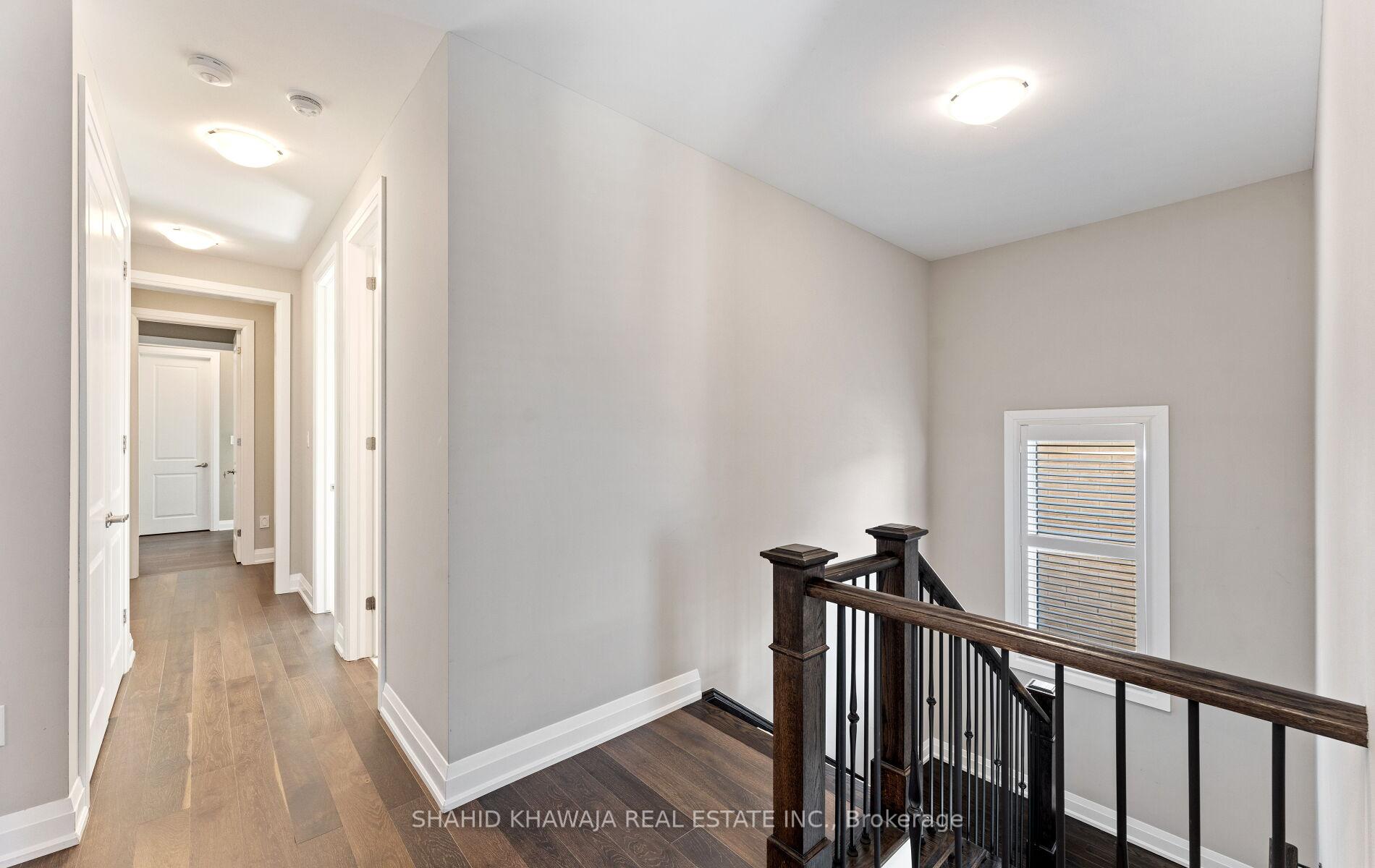 1355 Basswood Crescent