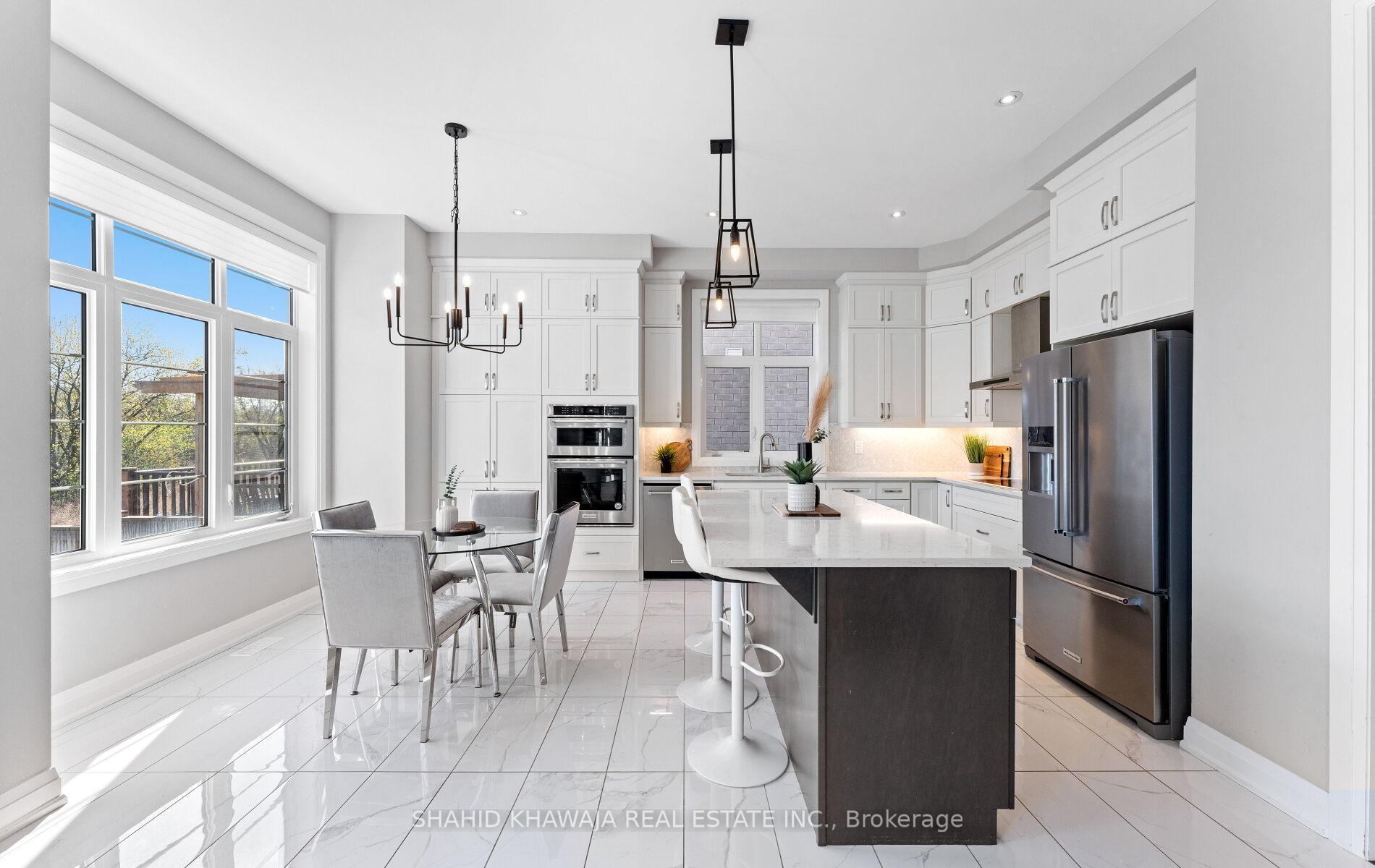 1355 Basswood Crescent