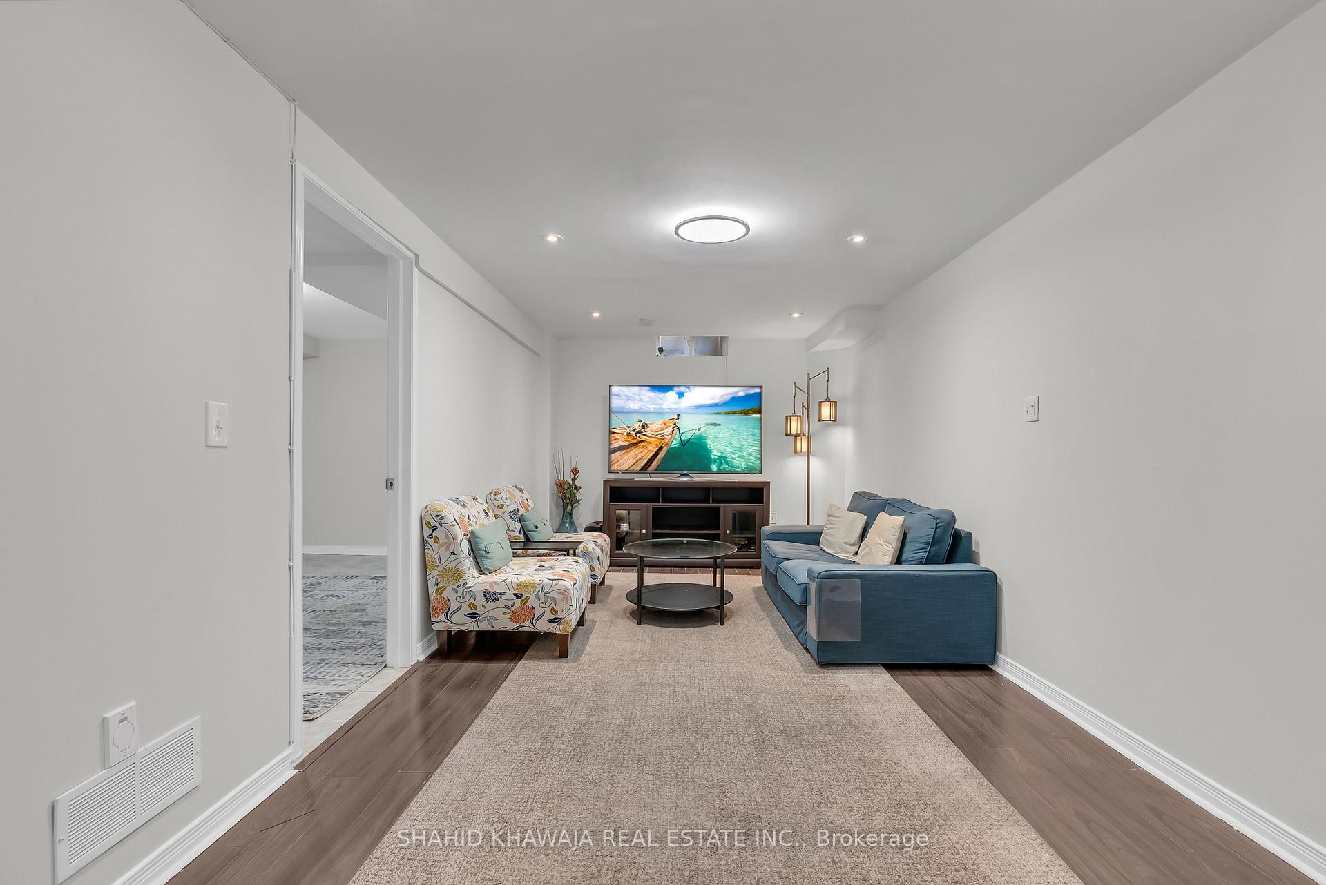3052 Hawktail Crescent
