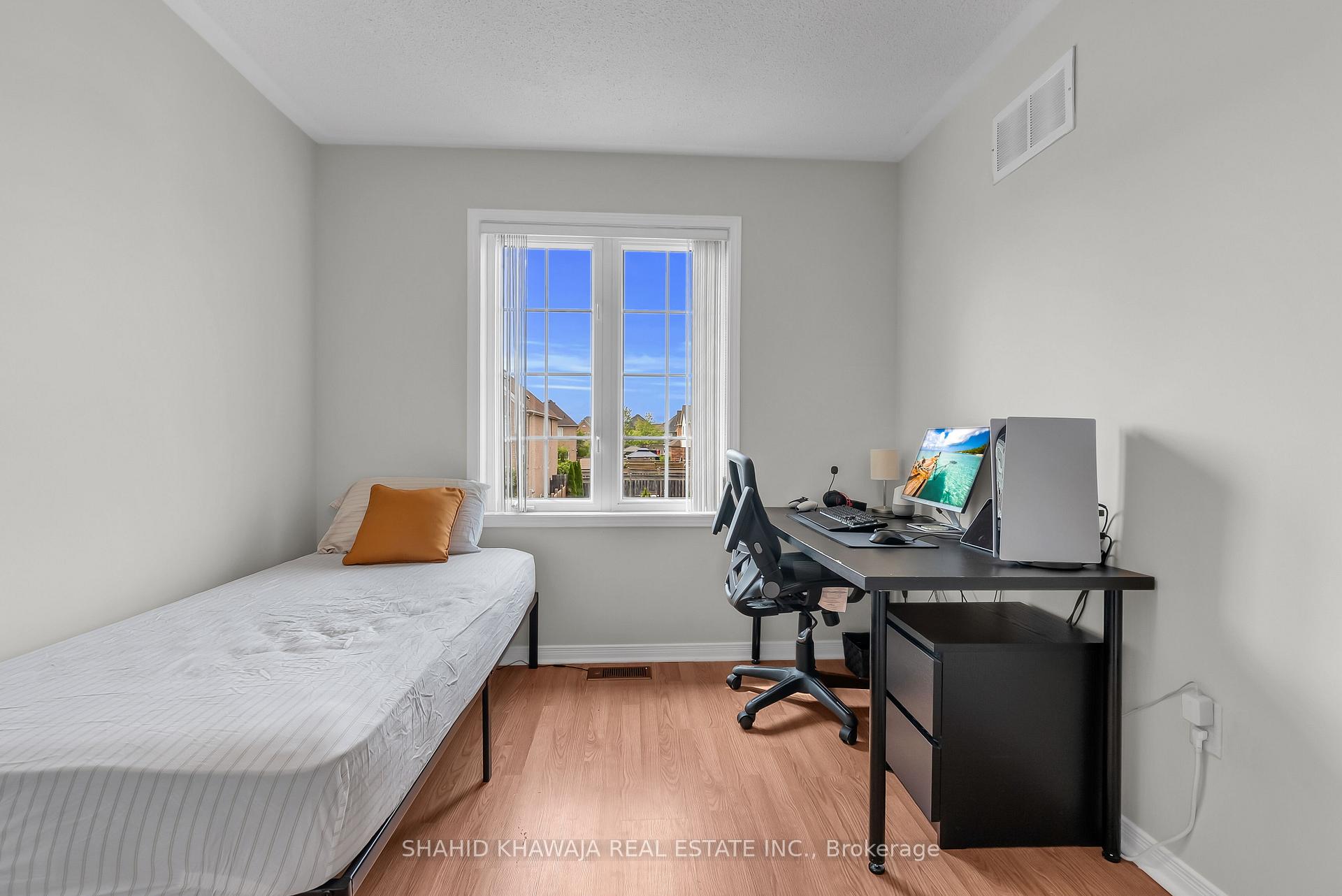 3052 Hawktail Crescent