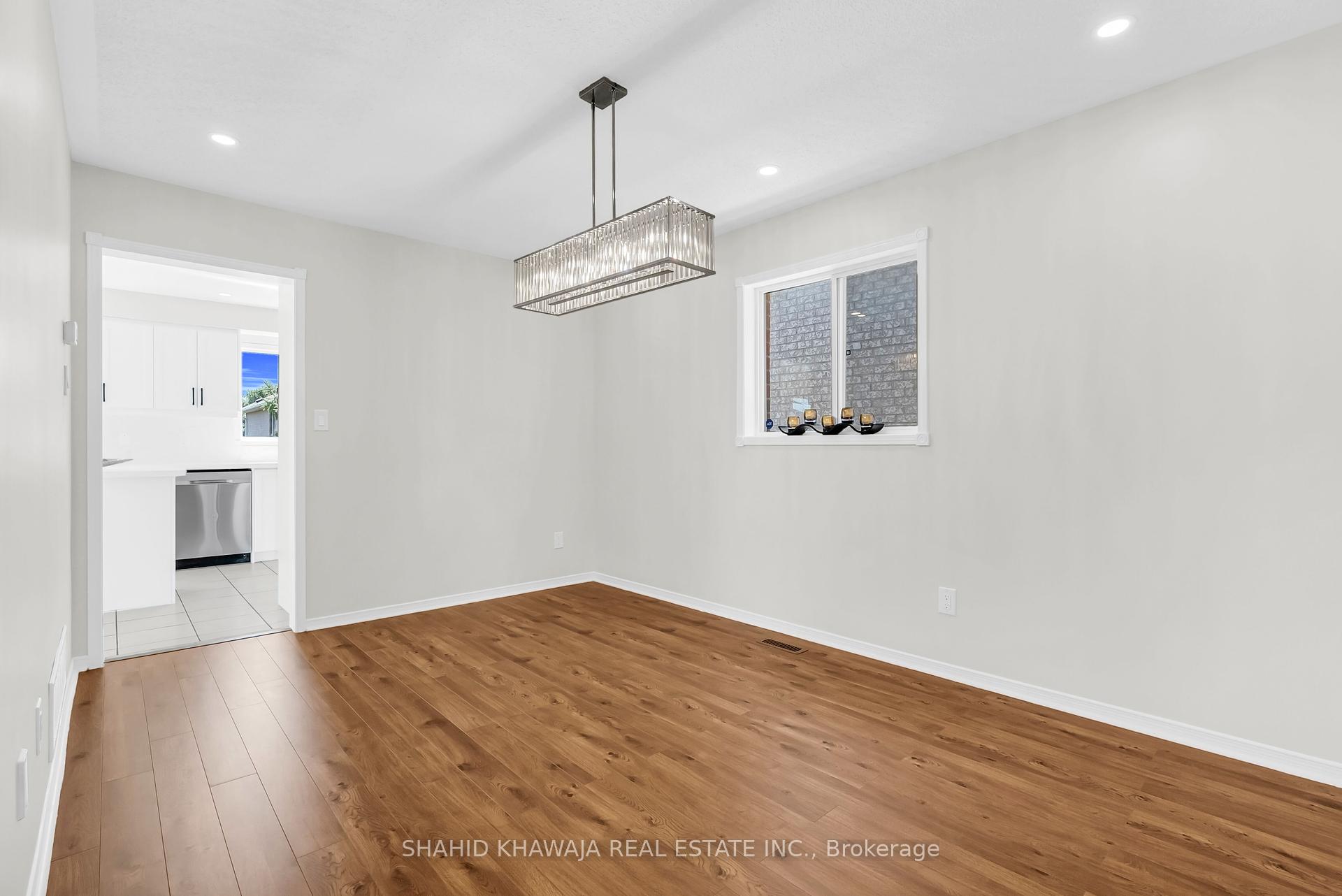 5550 Bollington Drive