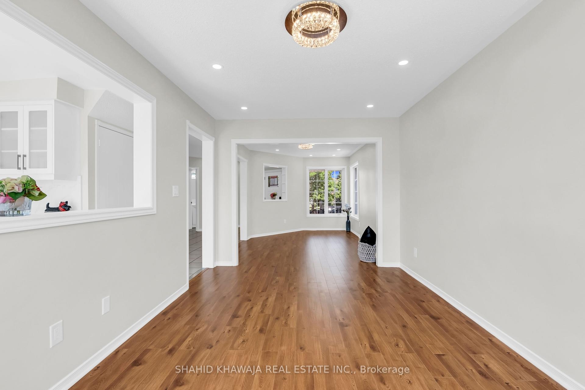 5550 Bollington Drive