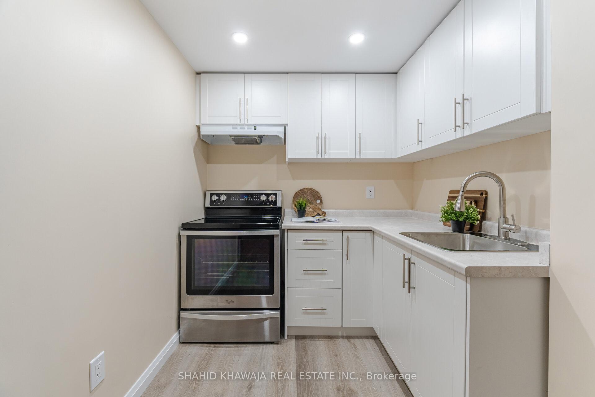 3807 Deepwood Heights