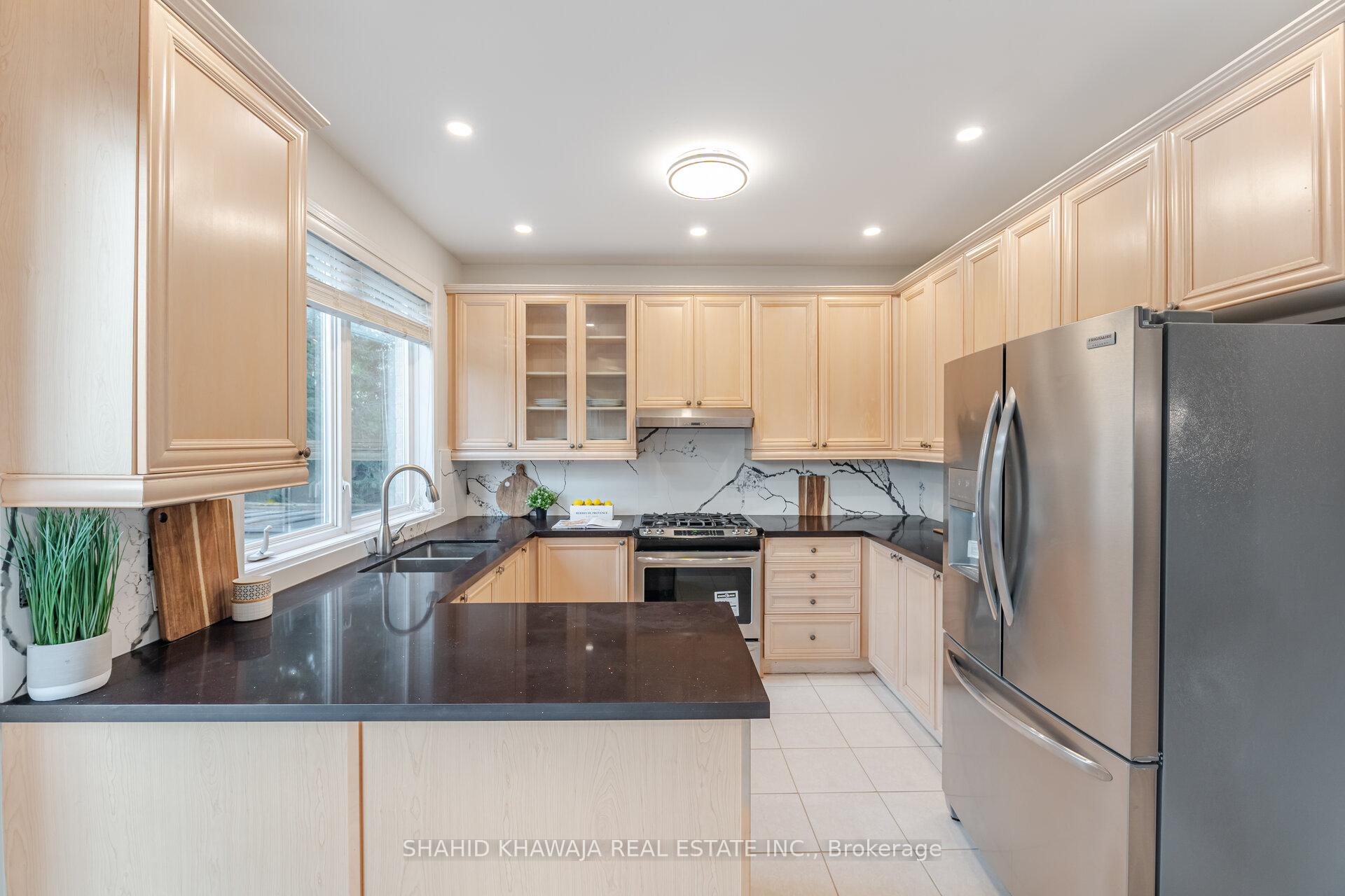 3807 Deepwood Heights