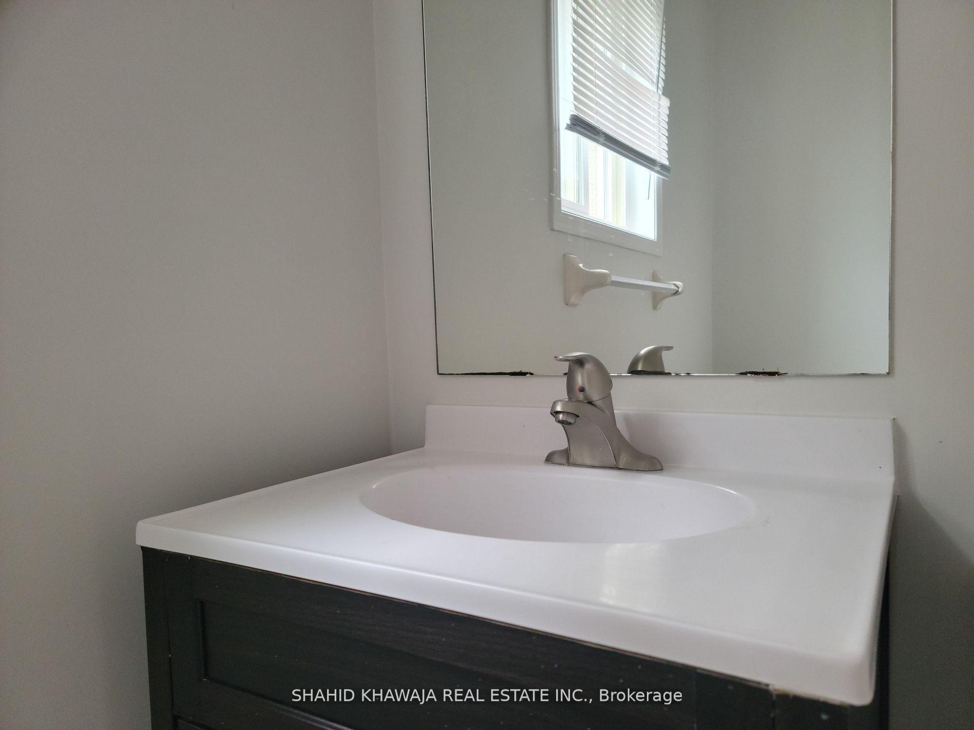 3111 Wrigglesworth Crescent N