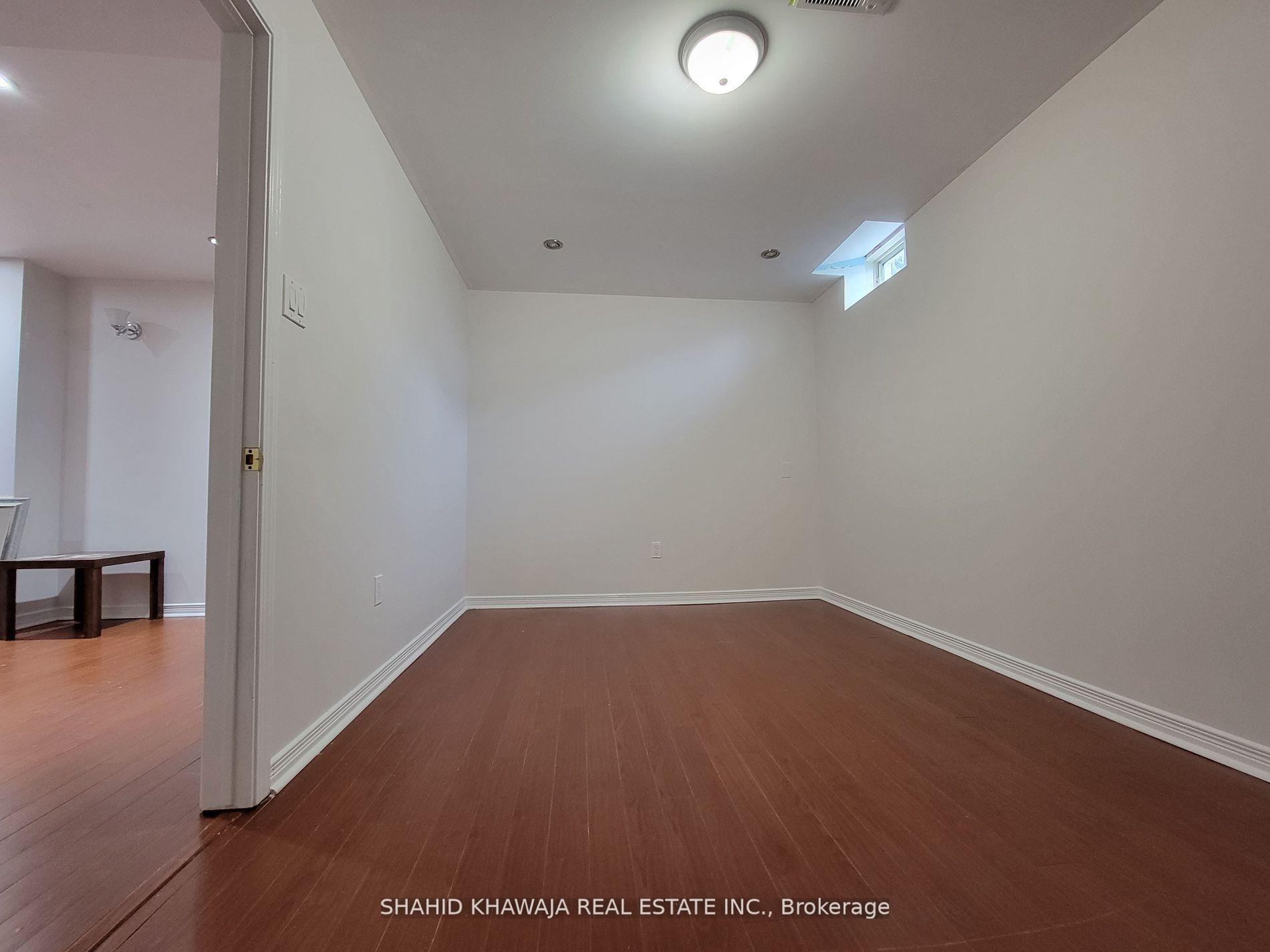 3111 Wrigglesworth Crescent N