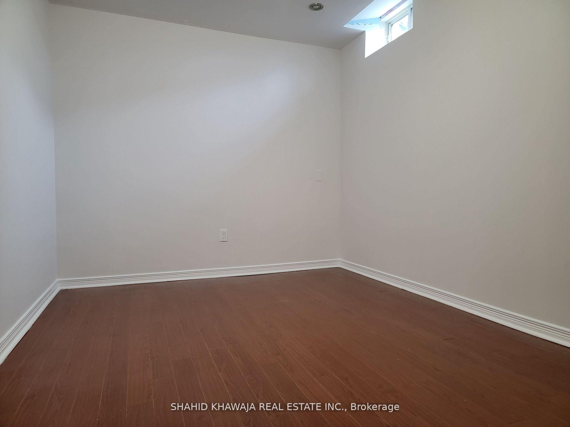 3111 Wrigglesworth Crescent N