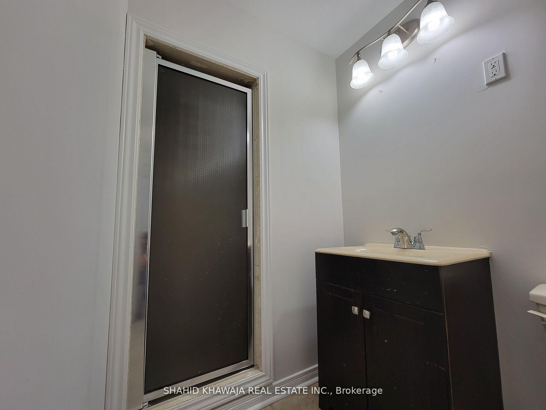 3111 Wrigglesworth Crescent N