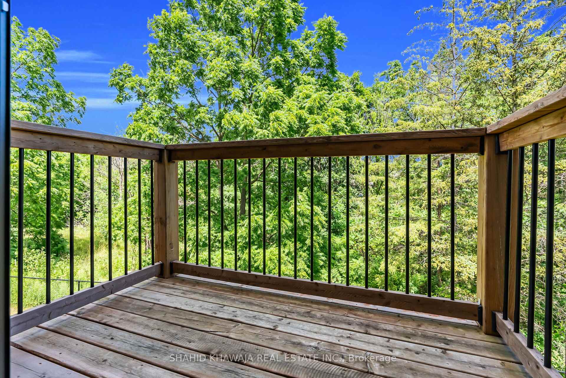 445 Ontario Street S Unit 23