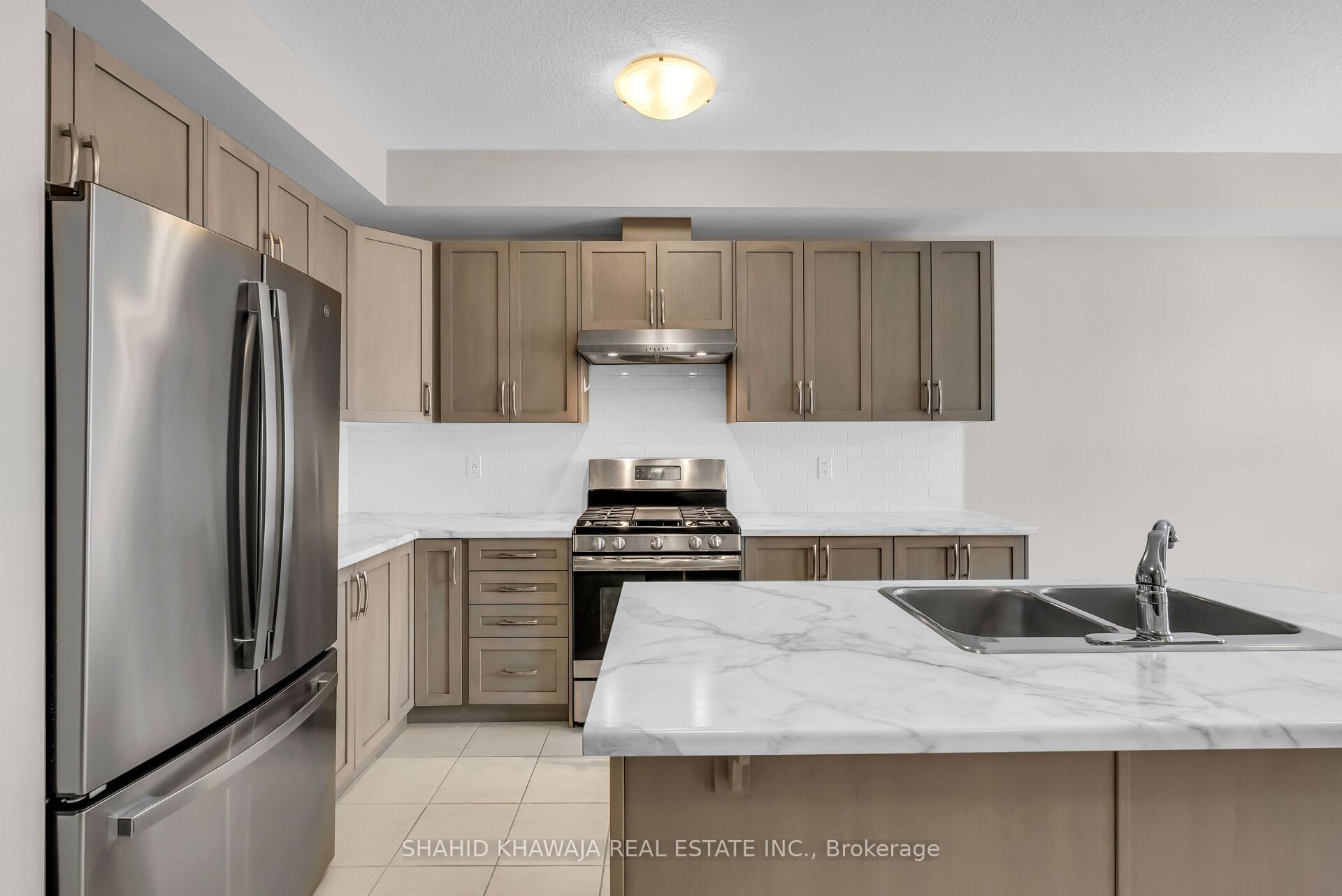 445 Ontario Street S Unit 23