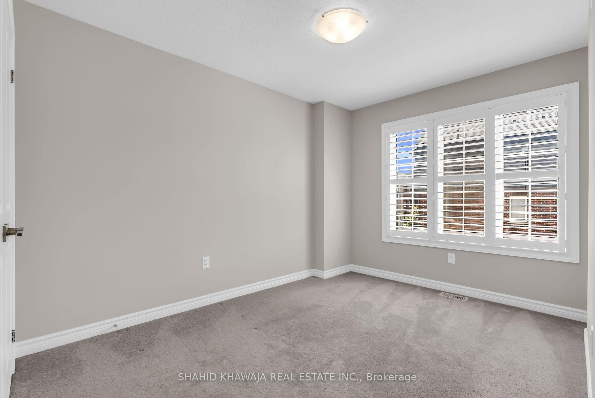 445 Ontario Street S Unit 23