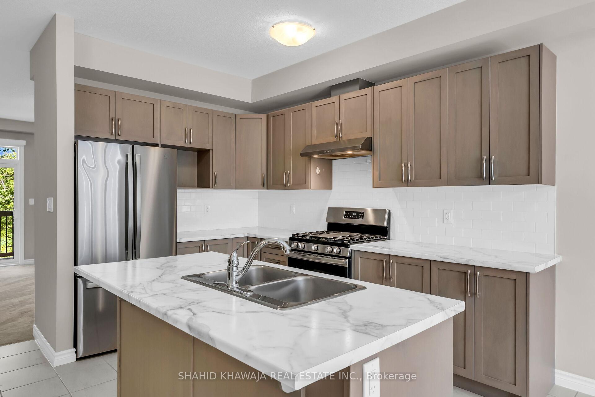 445 Ontario Street S Unit 23