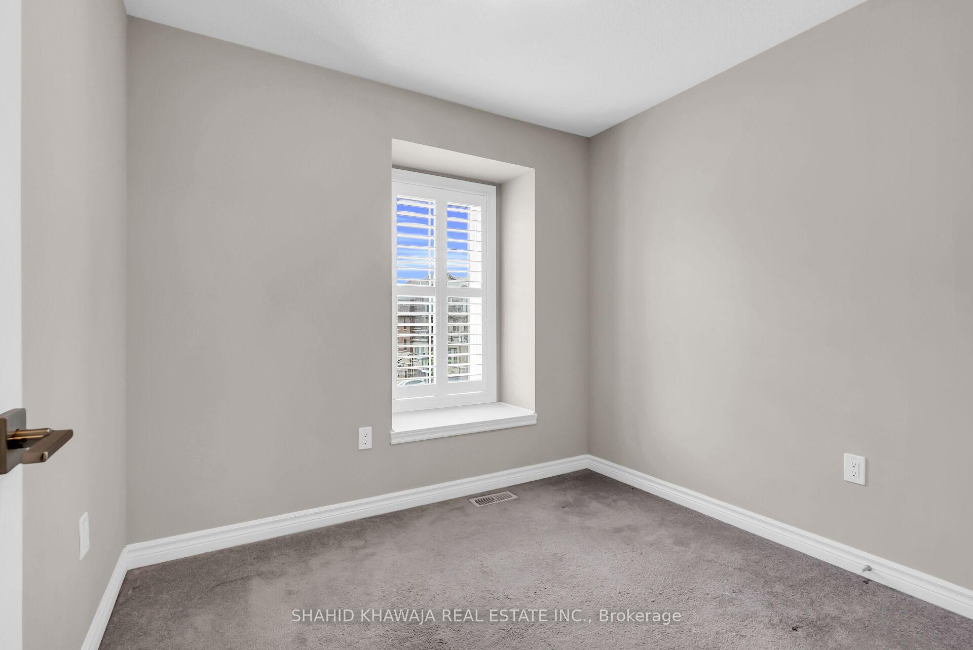 445 Ontario Street S Unit 23