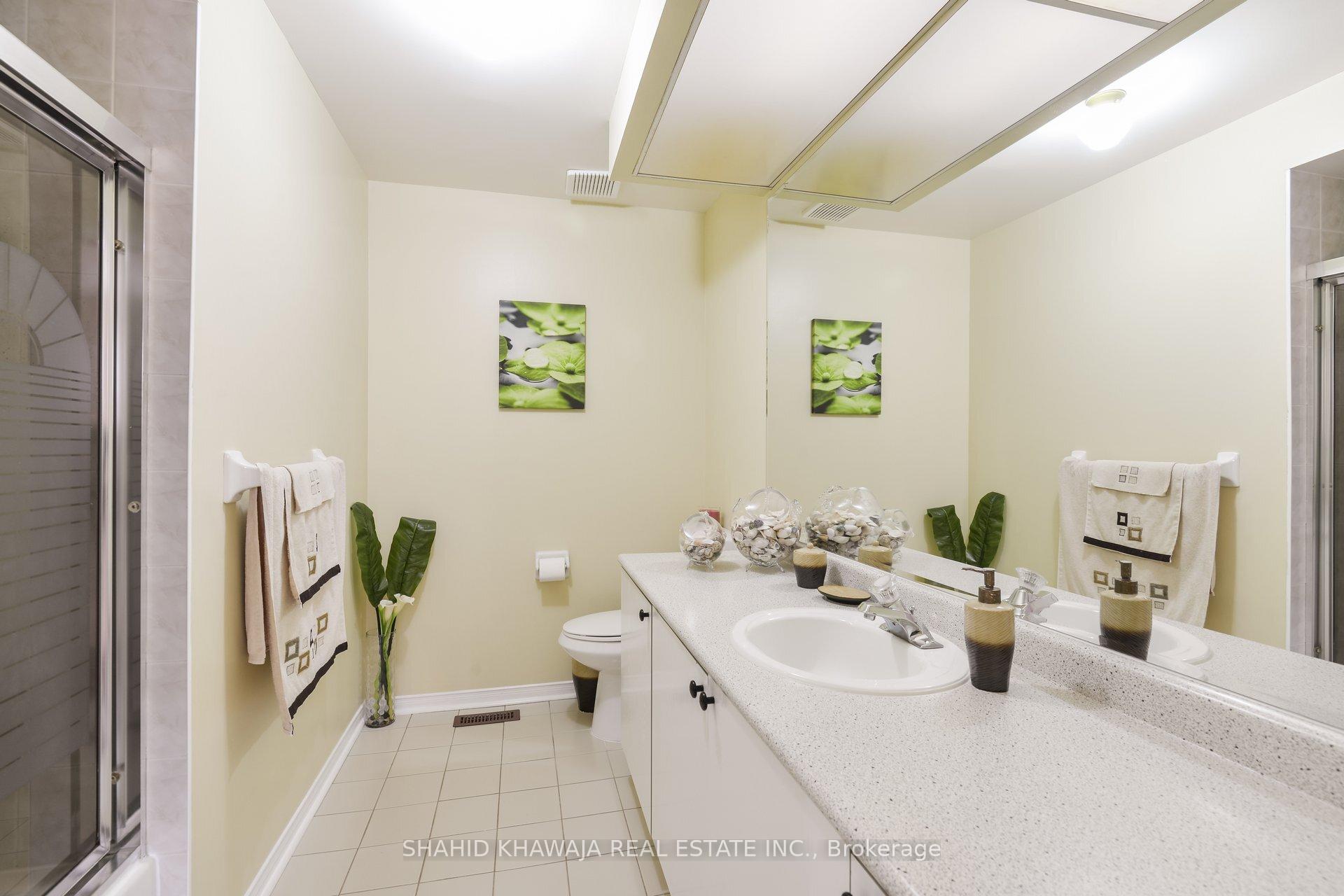 5623 Cortina Crescent