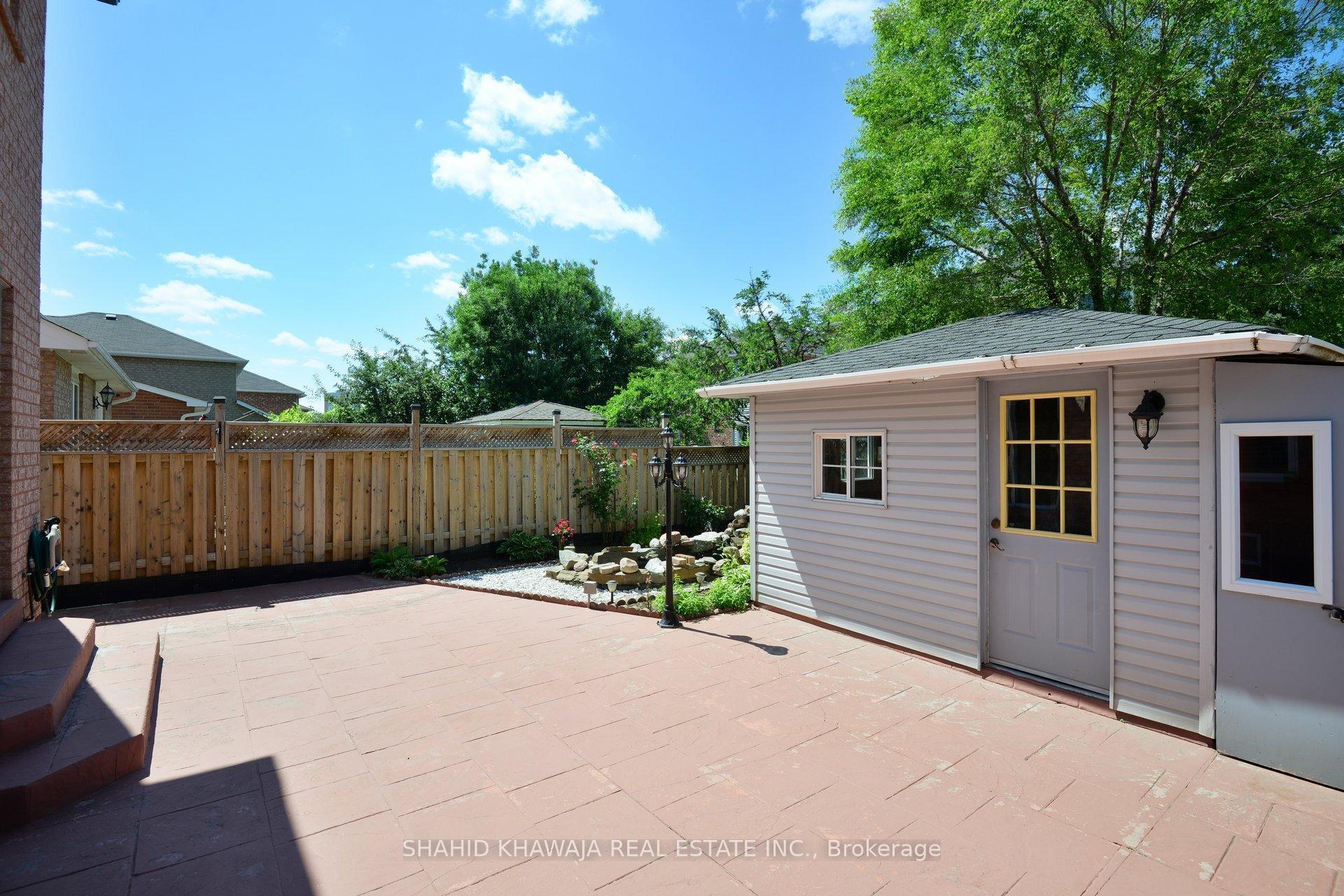 5623 Cortina Crescent