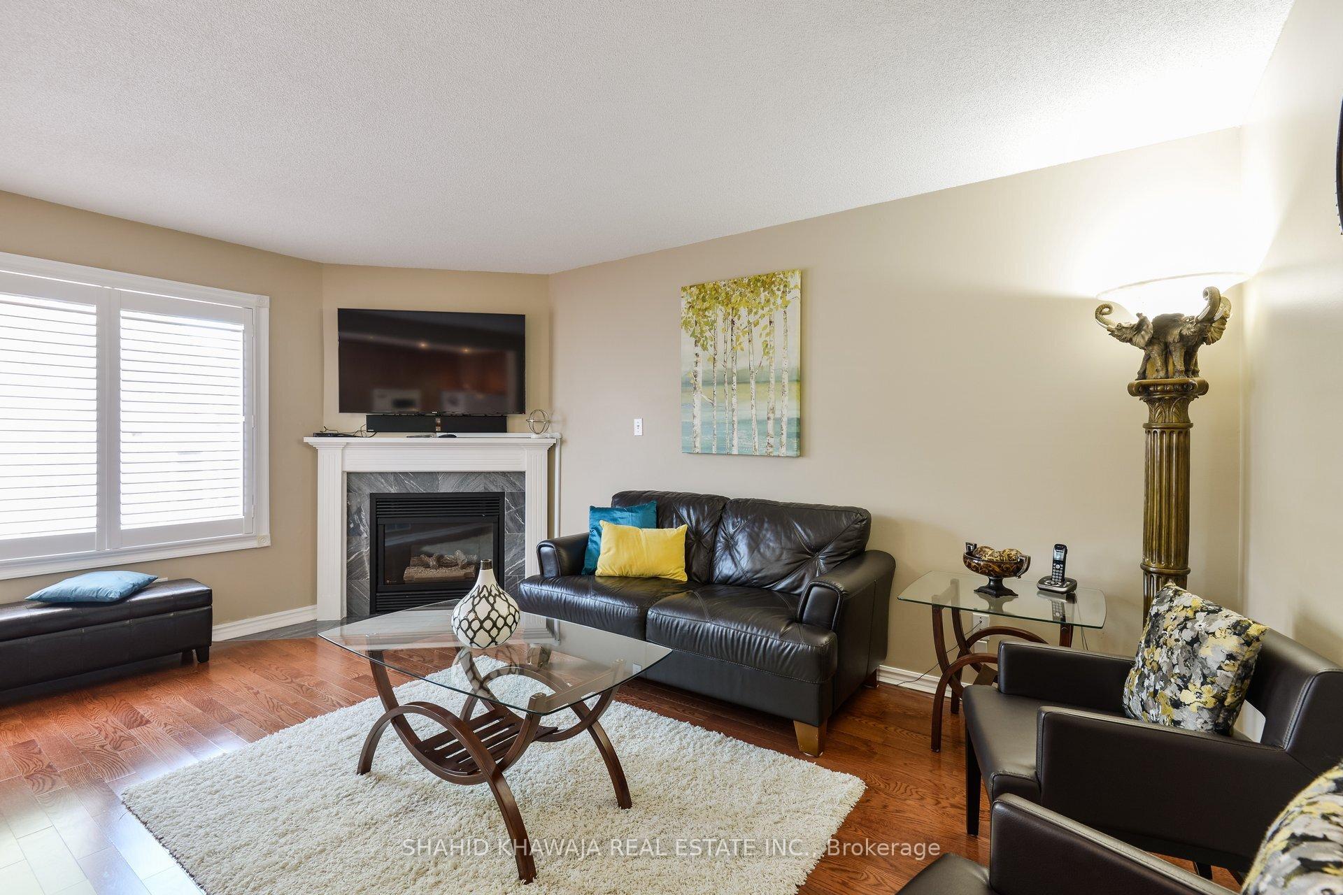 5623 Cortina Crescent