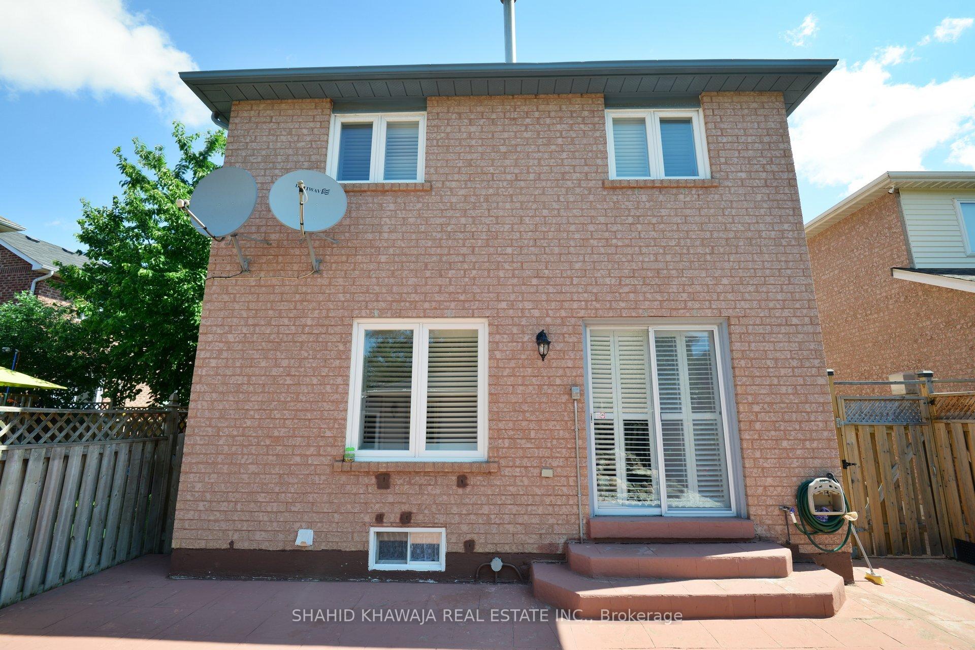 5623 Cortina Crescent