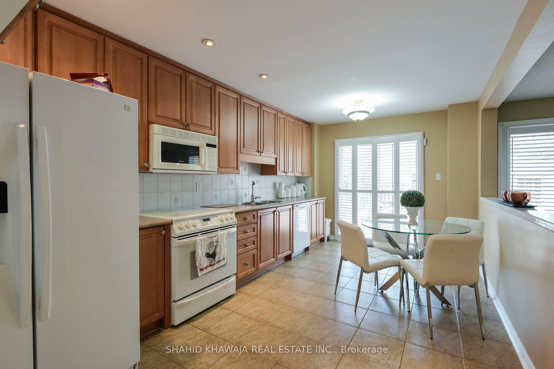 5623 Cortina Crescent