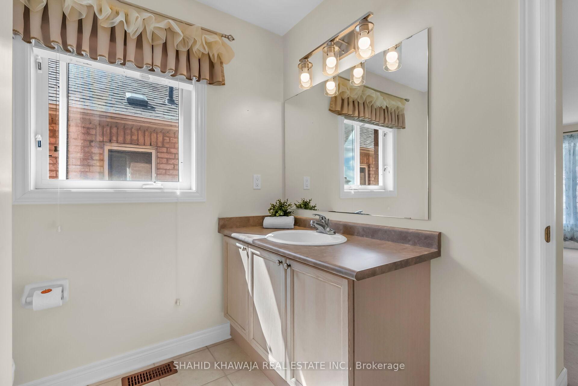 1546 Portsmouth Place