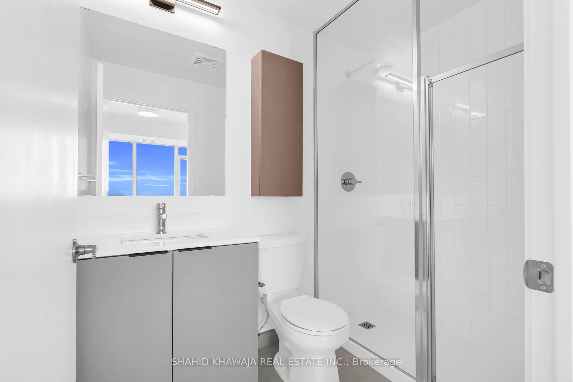 2485 Eglinton Ave Avenue W 1415