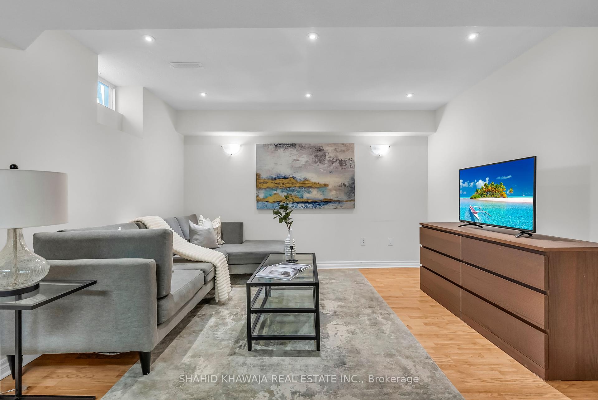 4839 Marble Arch Mews