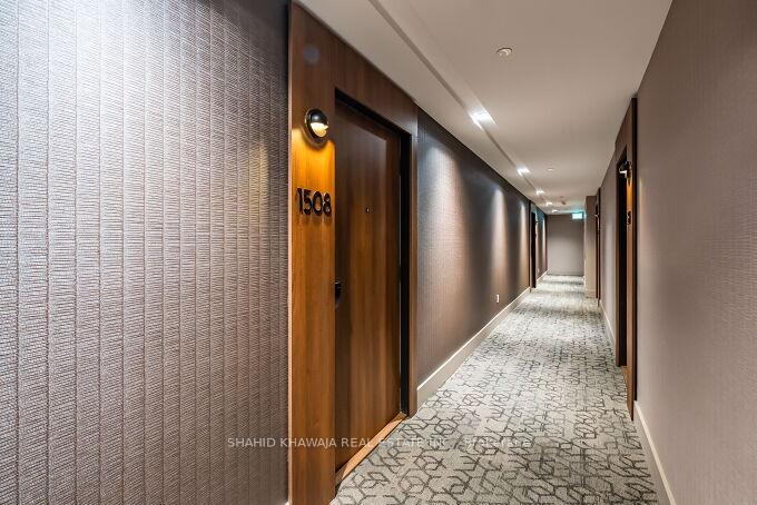 21 Park Street E 1508