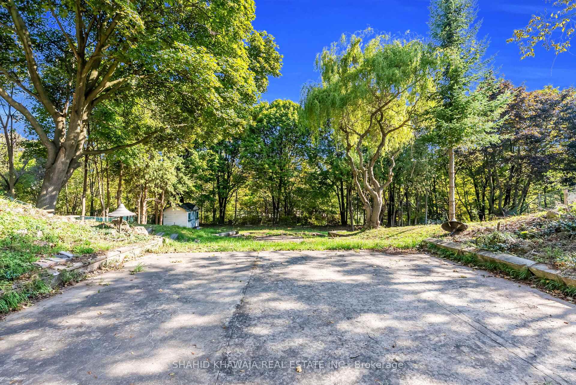 76 Ridge Drive