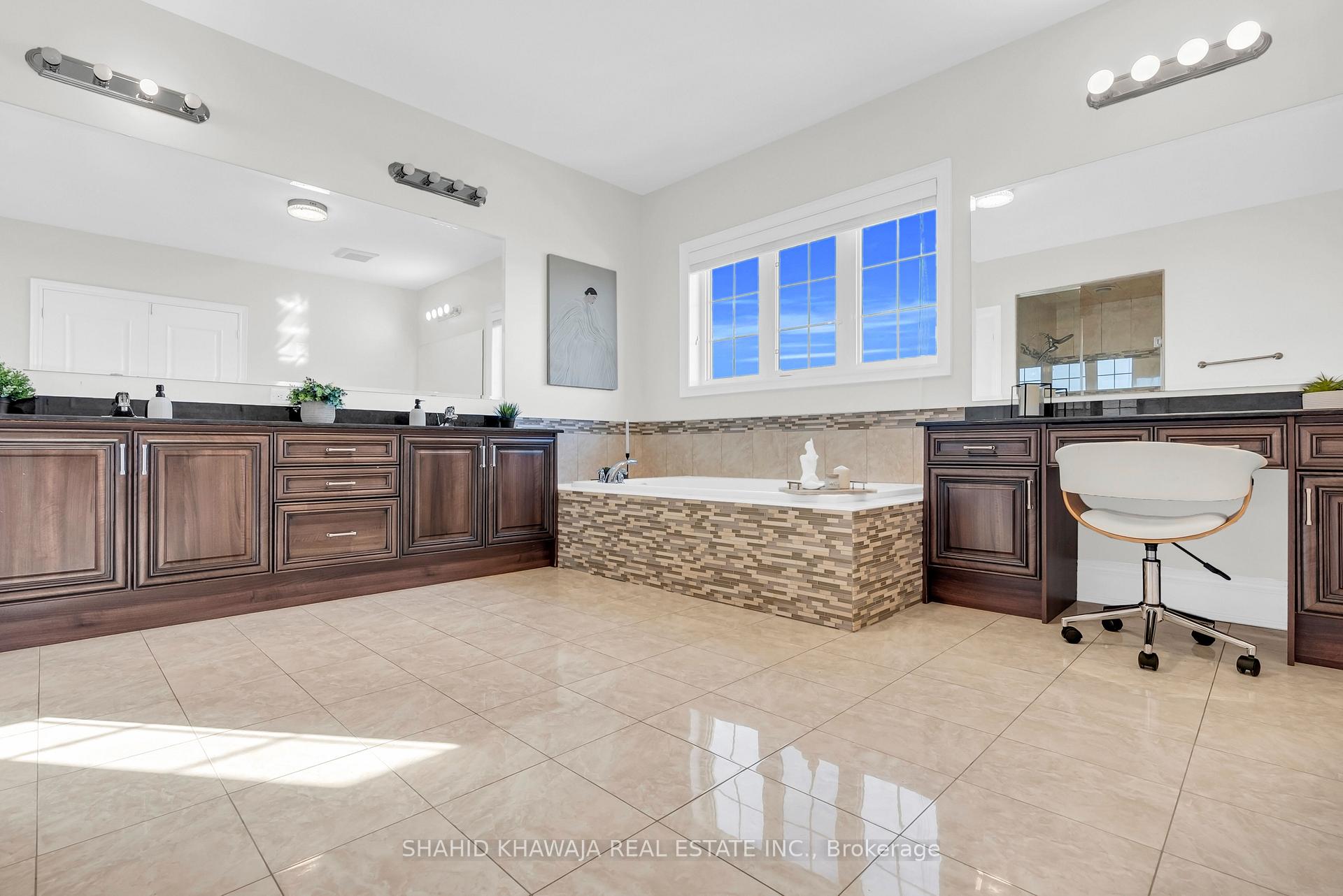 5063 Summersky Court, Mississauga