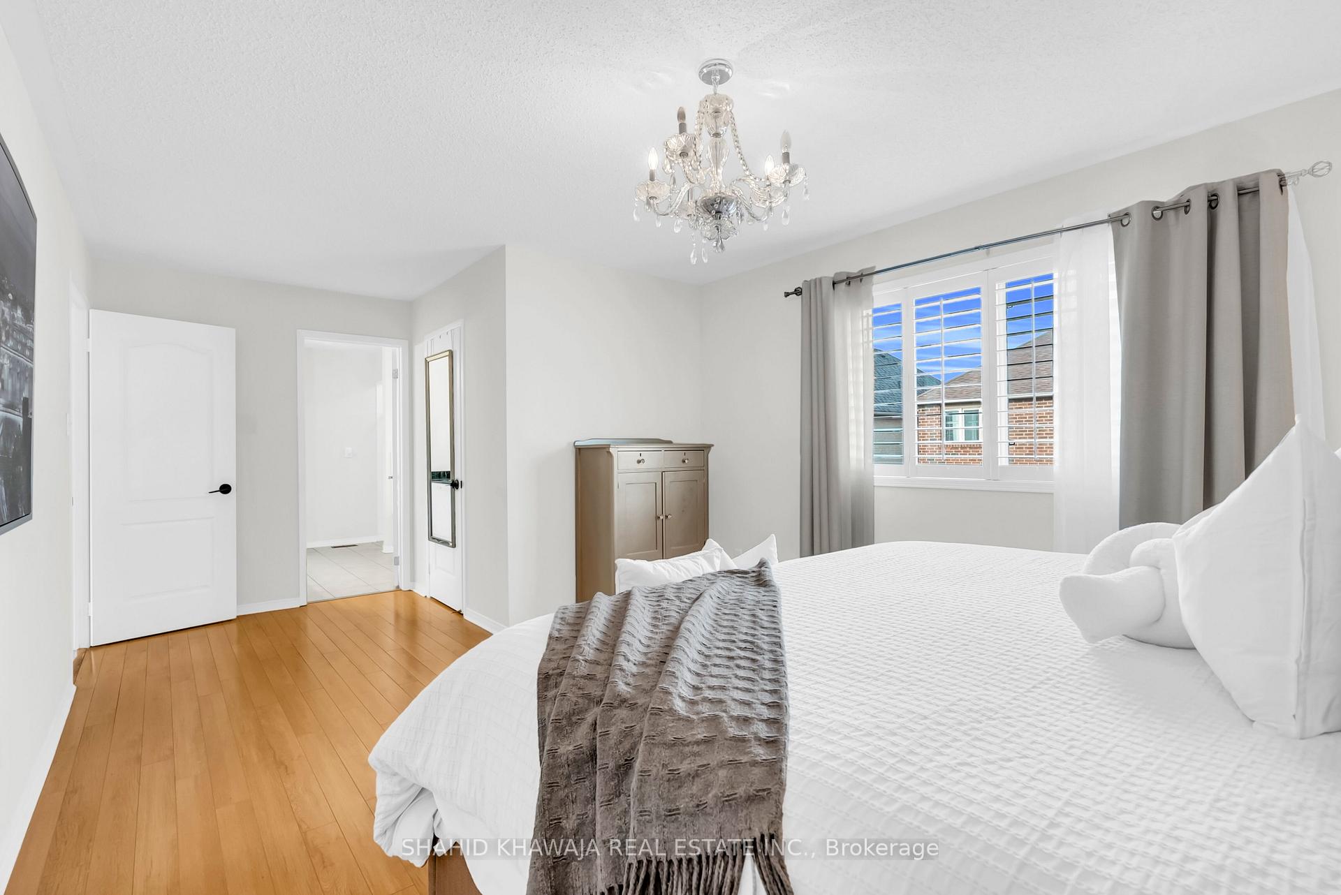 4813 St. Martin Mews