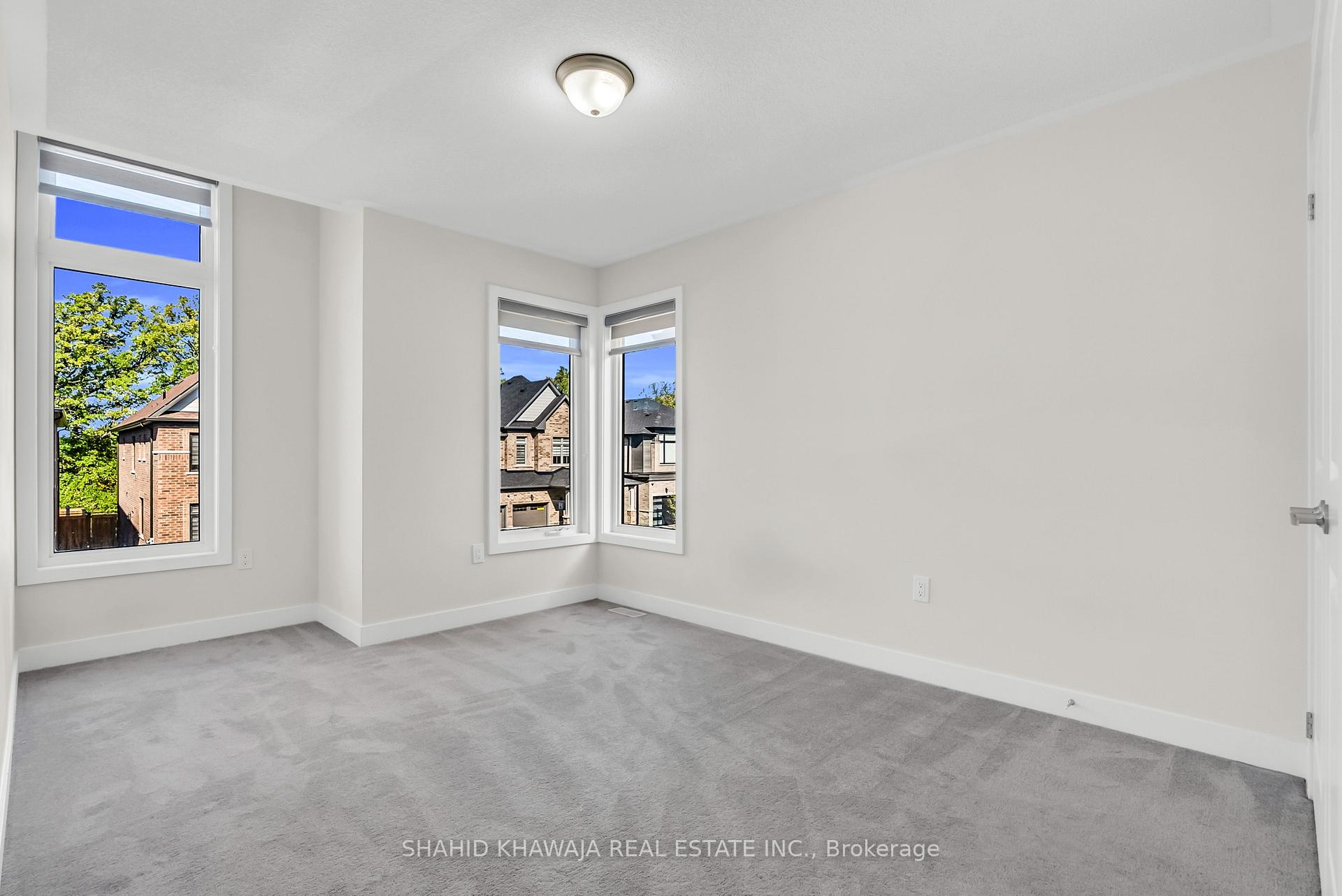 1430 Wellwood Terrace