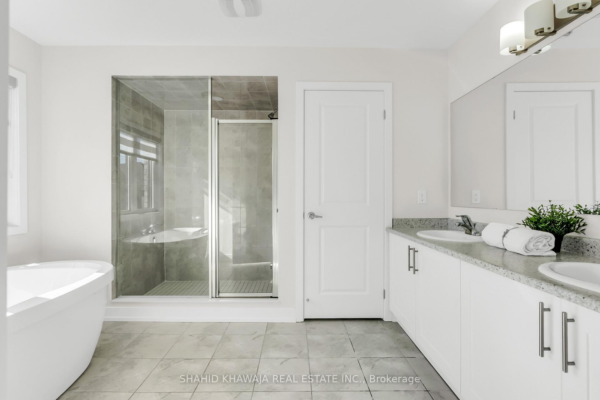 1430 Wellwood Terrace