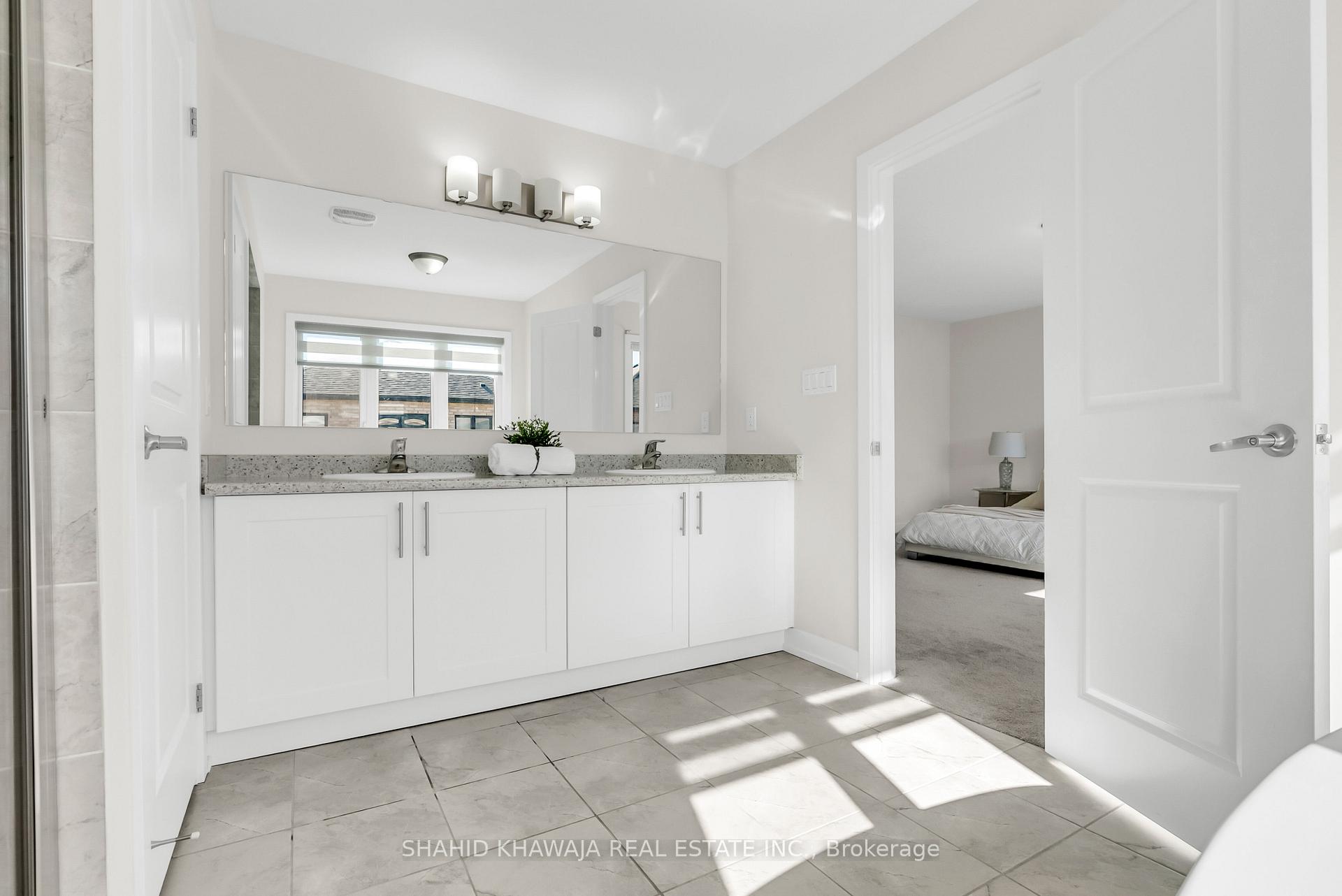 1430 Wellwood Terrace