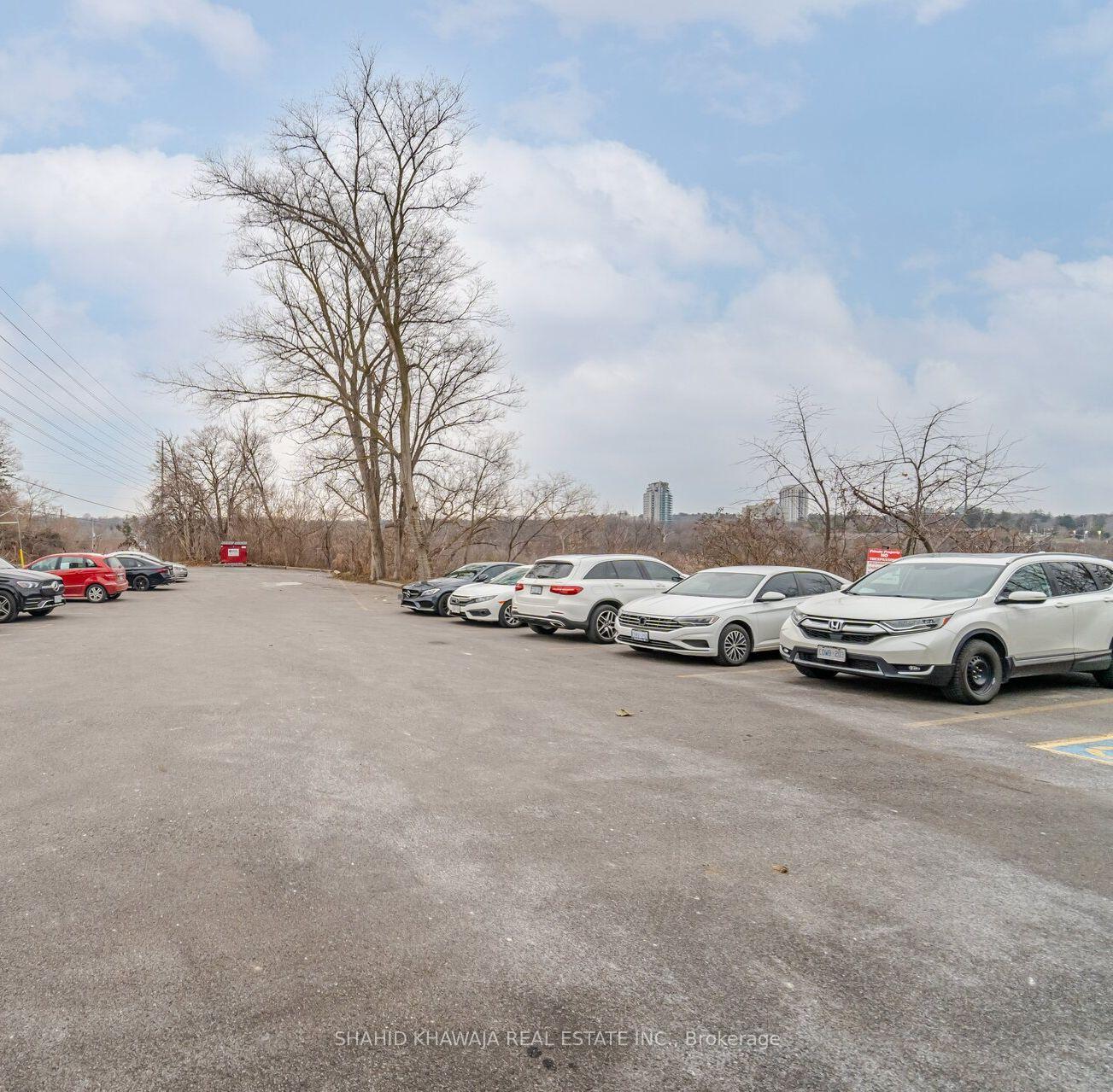 1563 Dundas Street W Second Floor