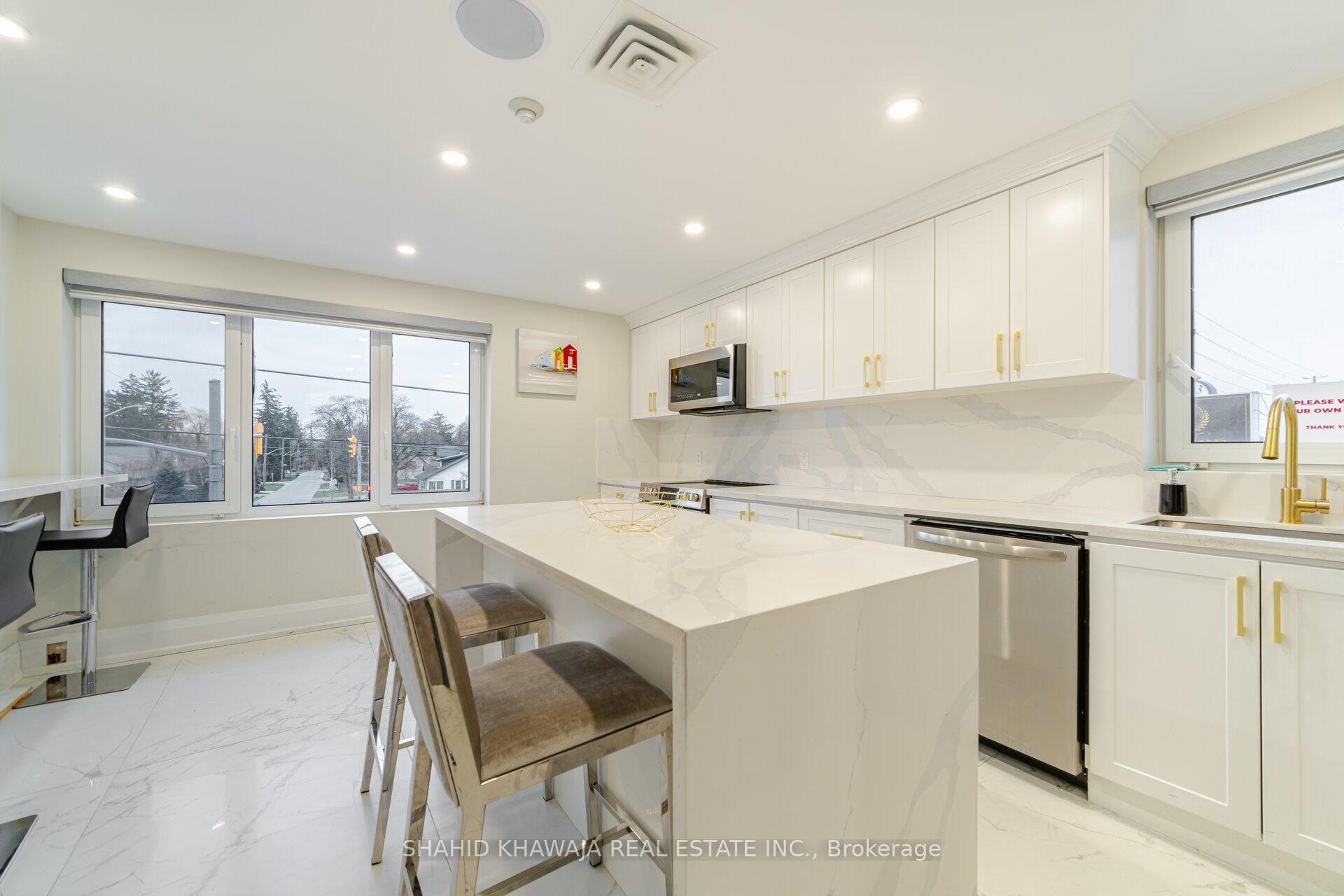 1563 Dundas Street W Second Floor