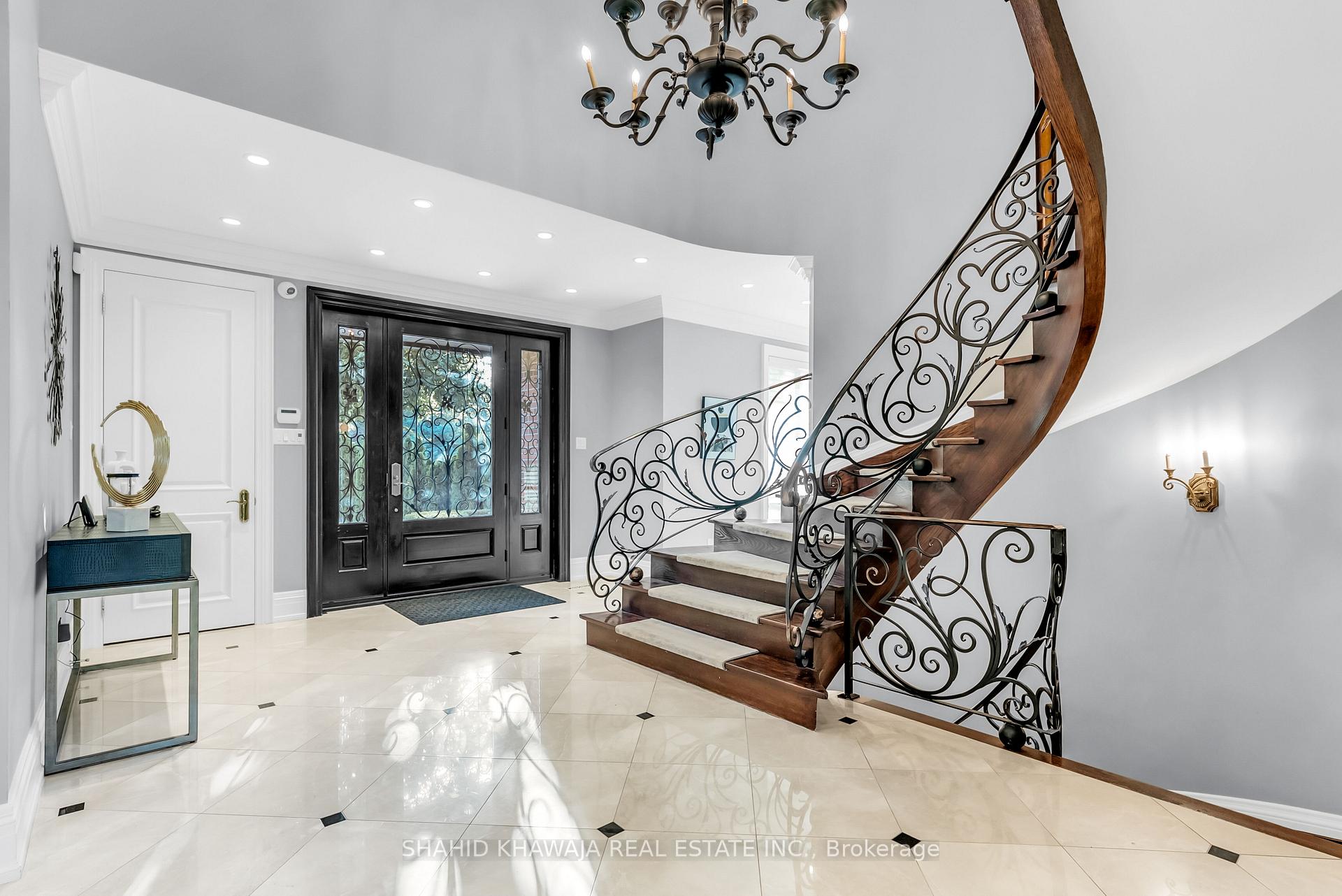 2173 Shawanaga Trail