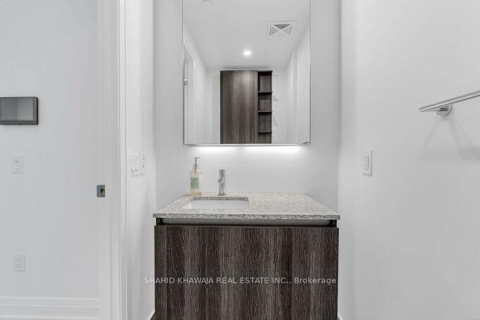 21 Park Street E 1508