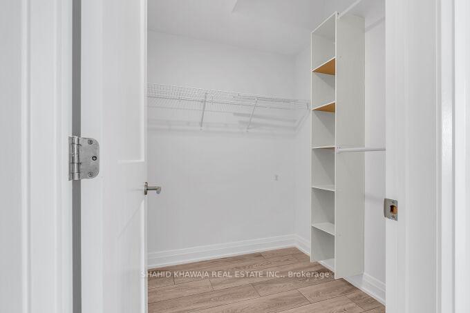 21 Park Street E 1508