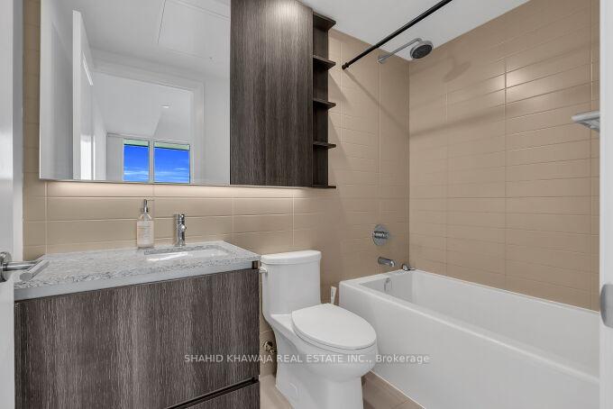 21 Park Street E 1508