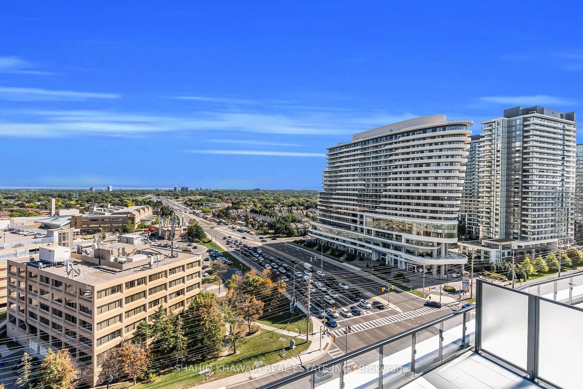 2485 Eglinton Avenue W 1415