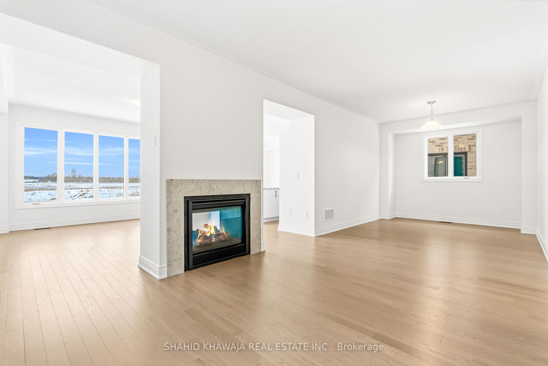 61 Circleview Crescent