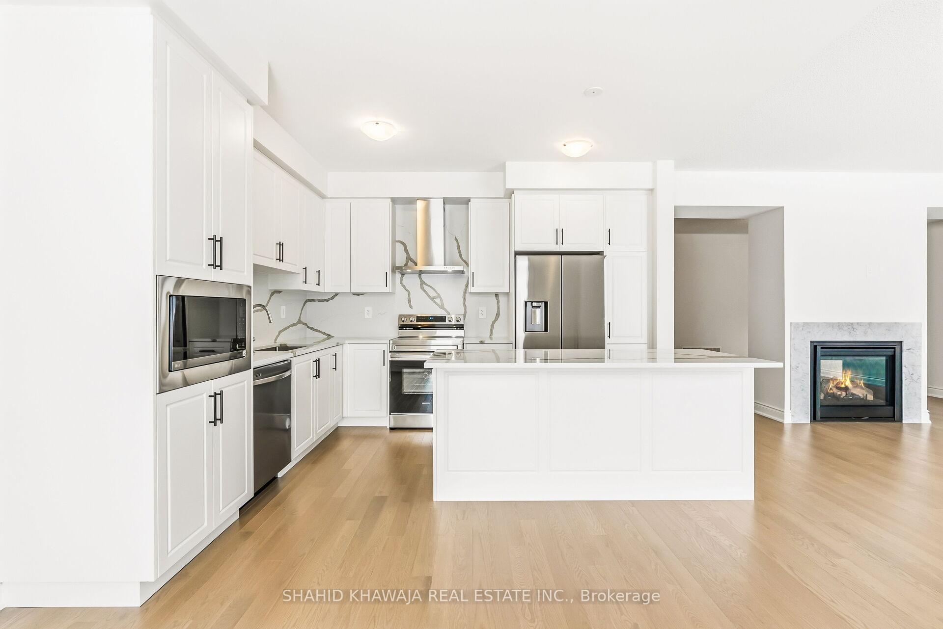 61 Circleview Crescent