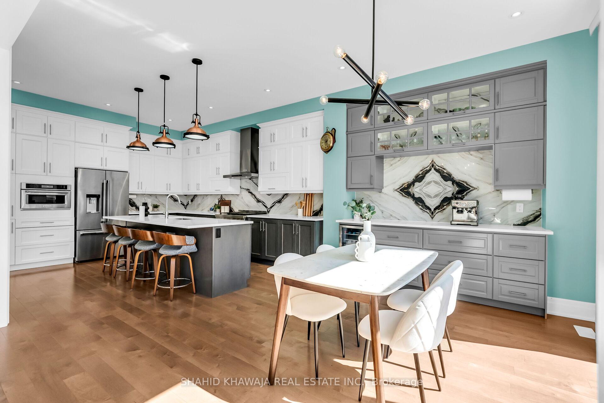 1417 Varelas Passage