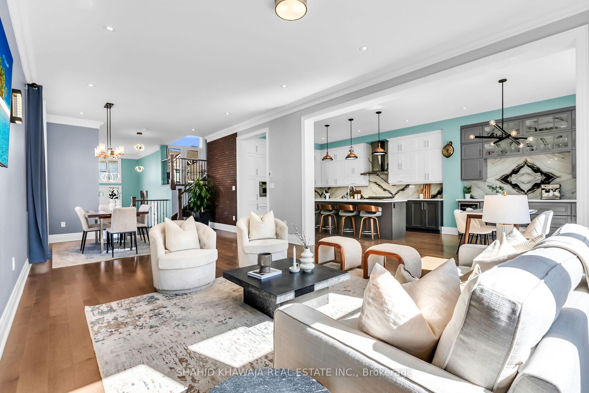 1417 Varelas Passage