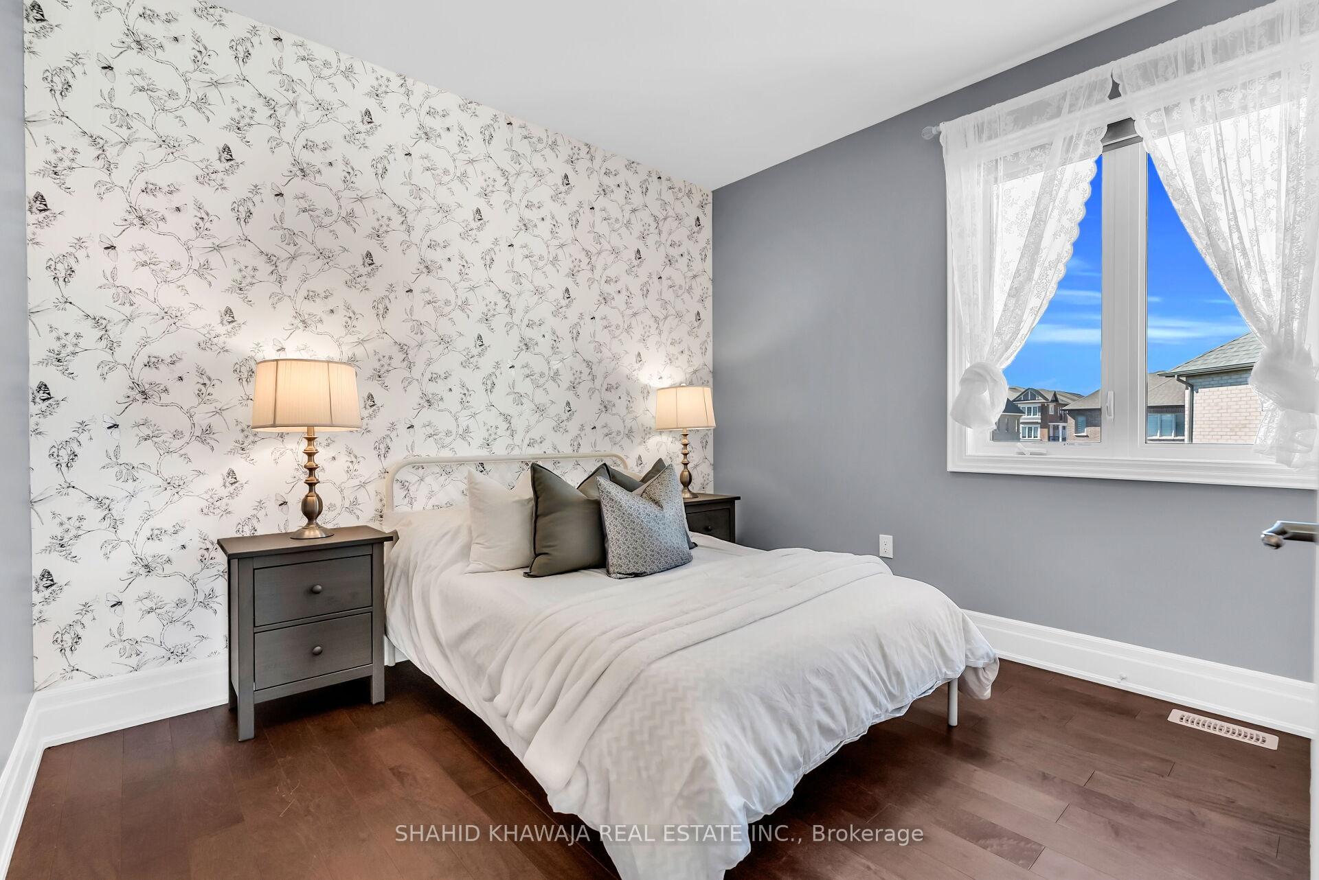 1417 Varelas Passage