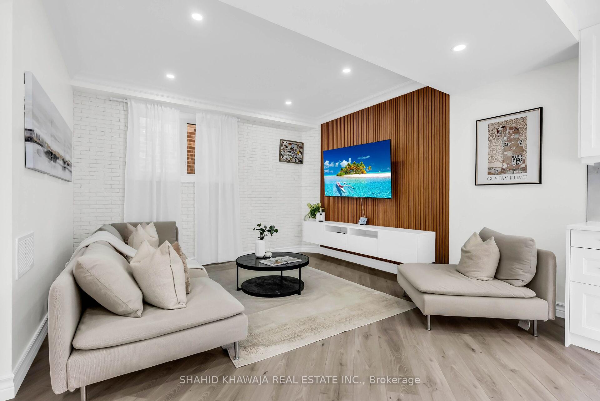 1417 Varelas Passage