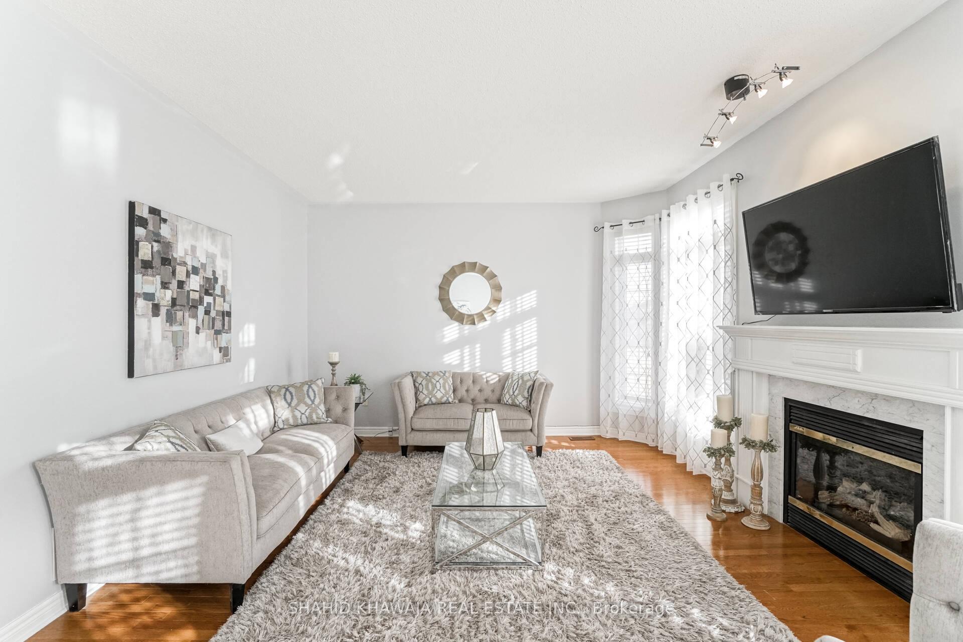 4772 Half Moon Grove