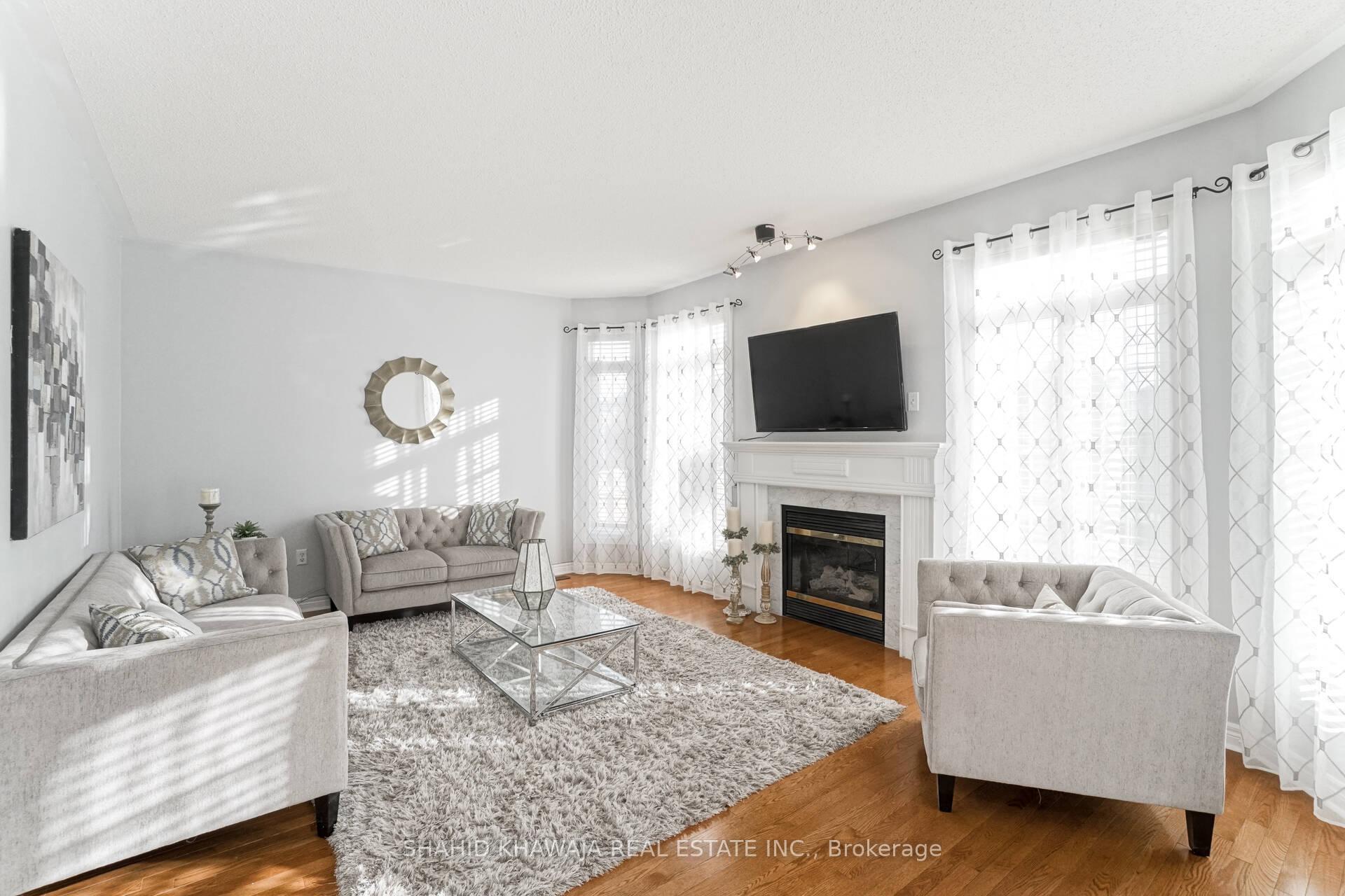 4772 Half Moon Grove