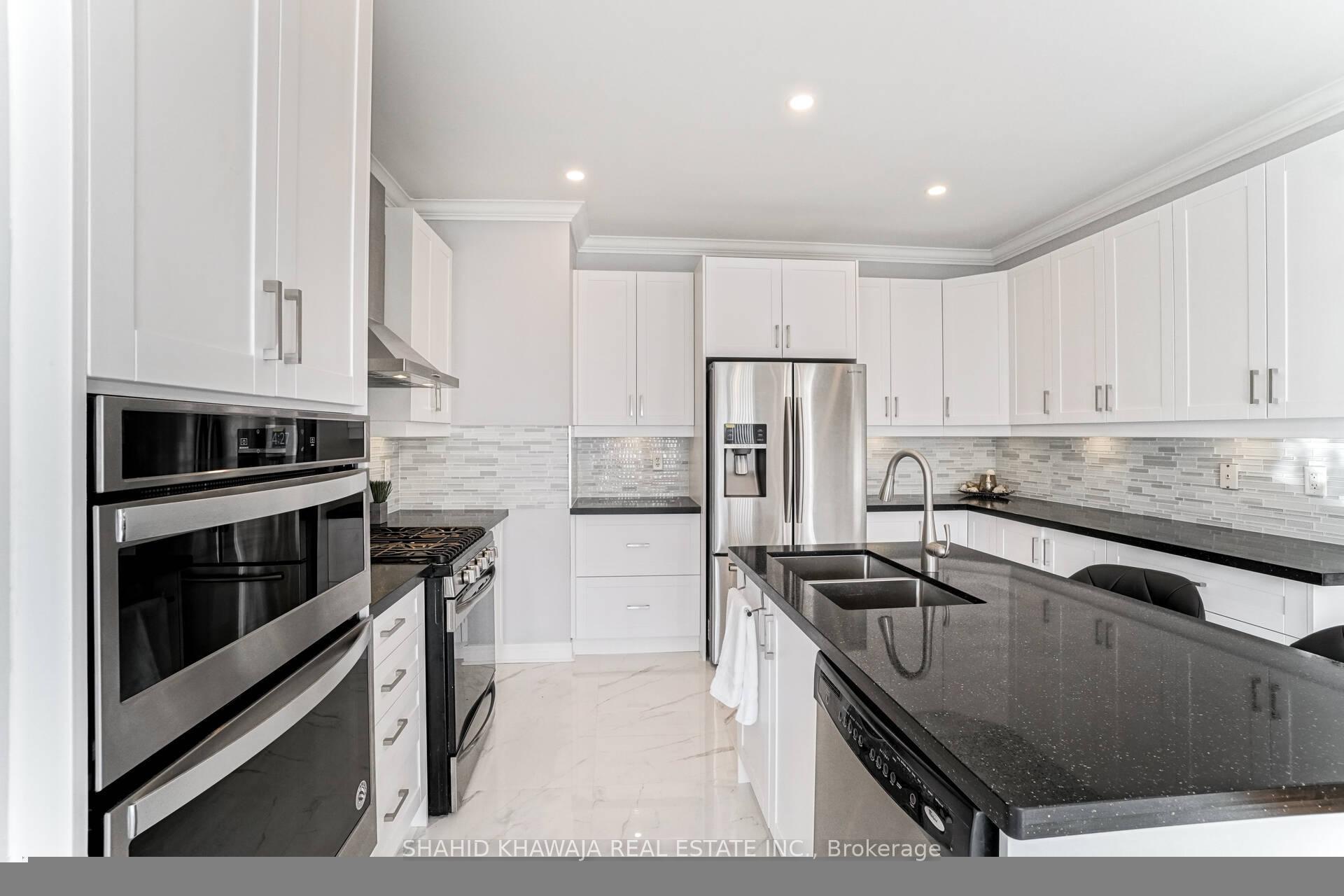 4772 Half Moon Grove