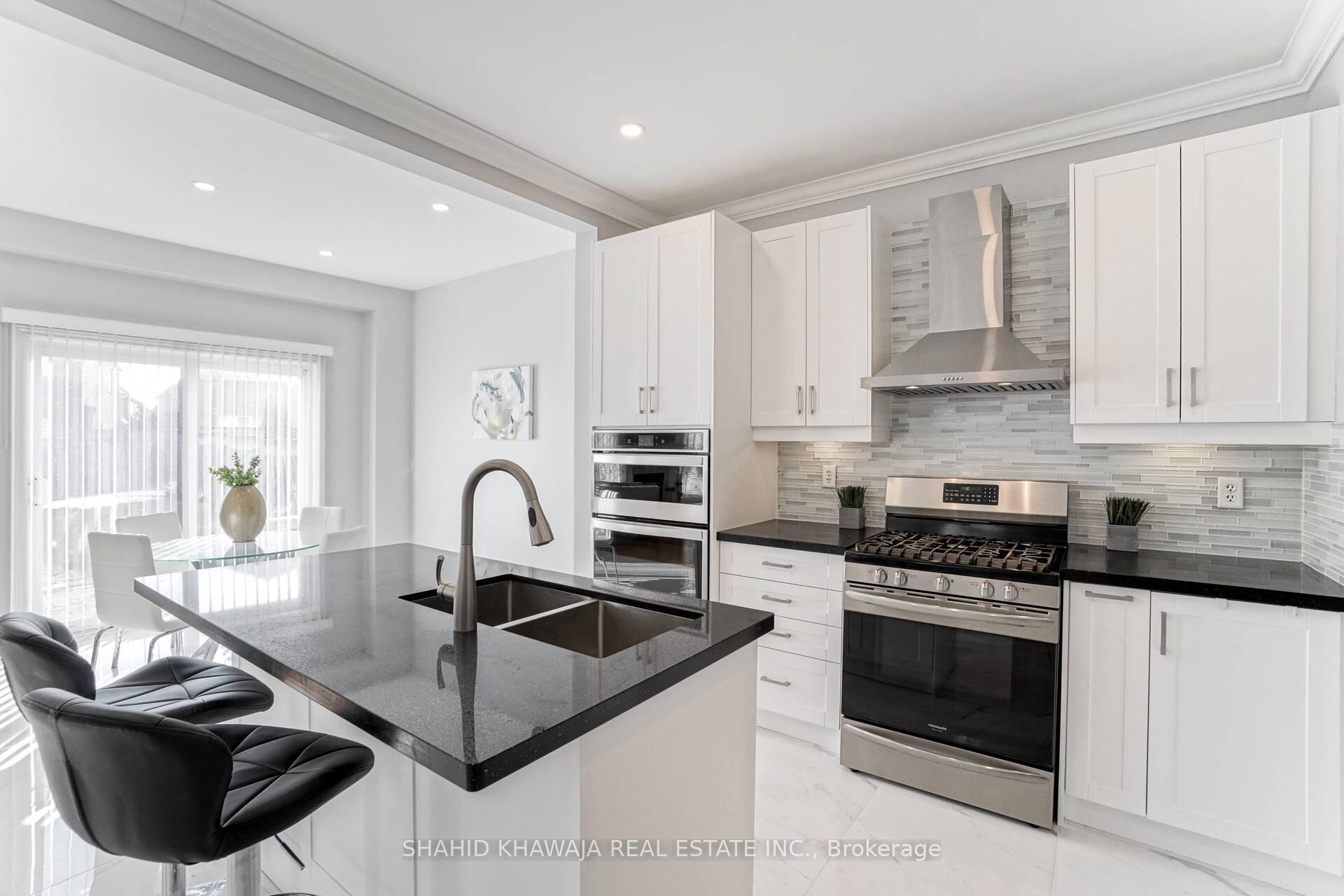 4772 Half Moon Grove